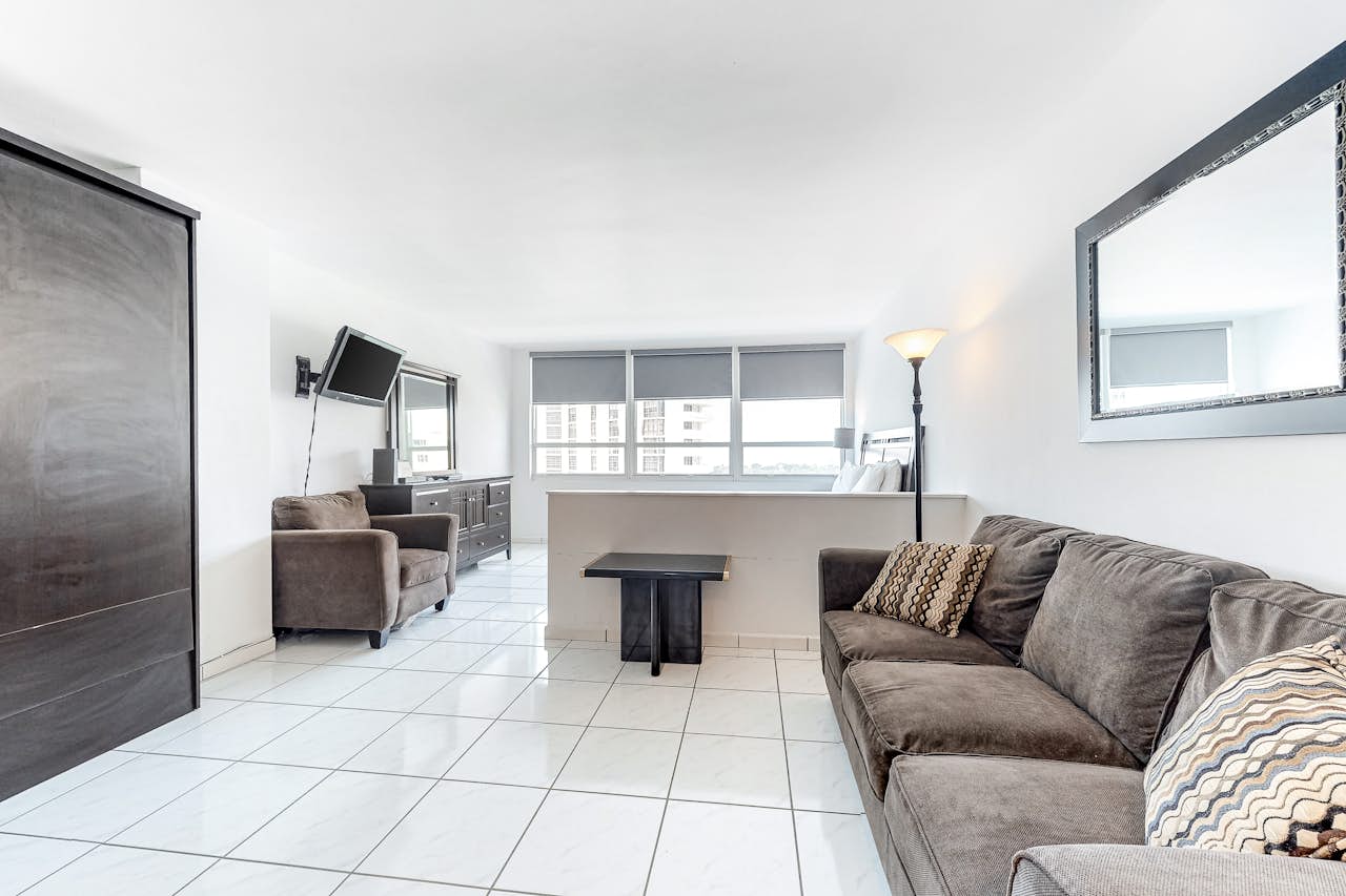 Castle Beach Serenity Condo 0 BD Miami Beach, FL Vacation Rental