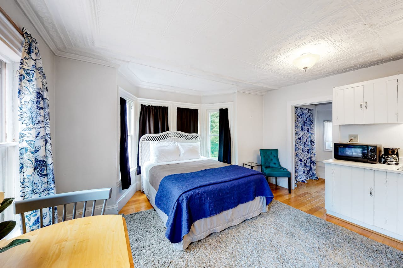 36 Main Flat 2 0 BD Castine, ME Vacation Rental Vacasa