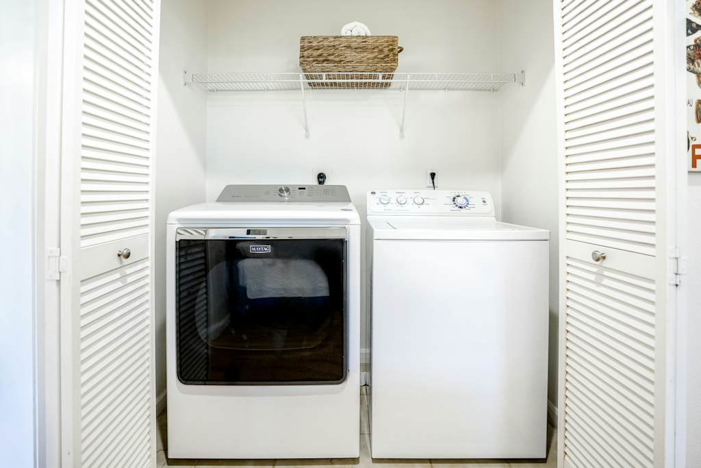 In-home washer and dryer let you pack light and enjoy the convenience of doing laundry during your stay.