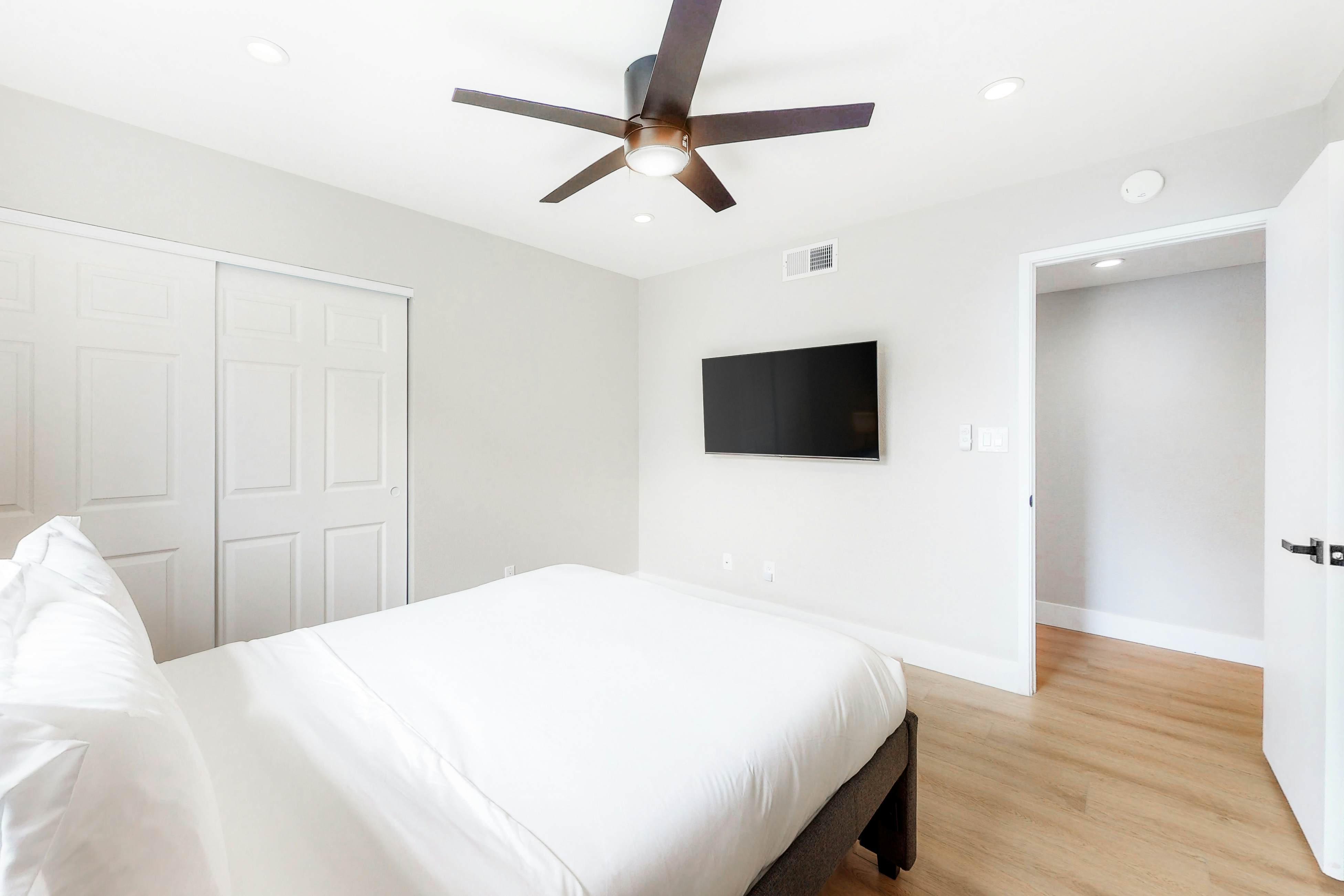 Modern Desert Retreat