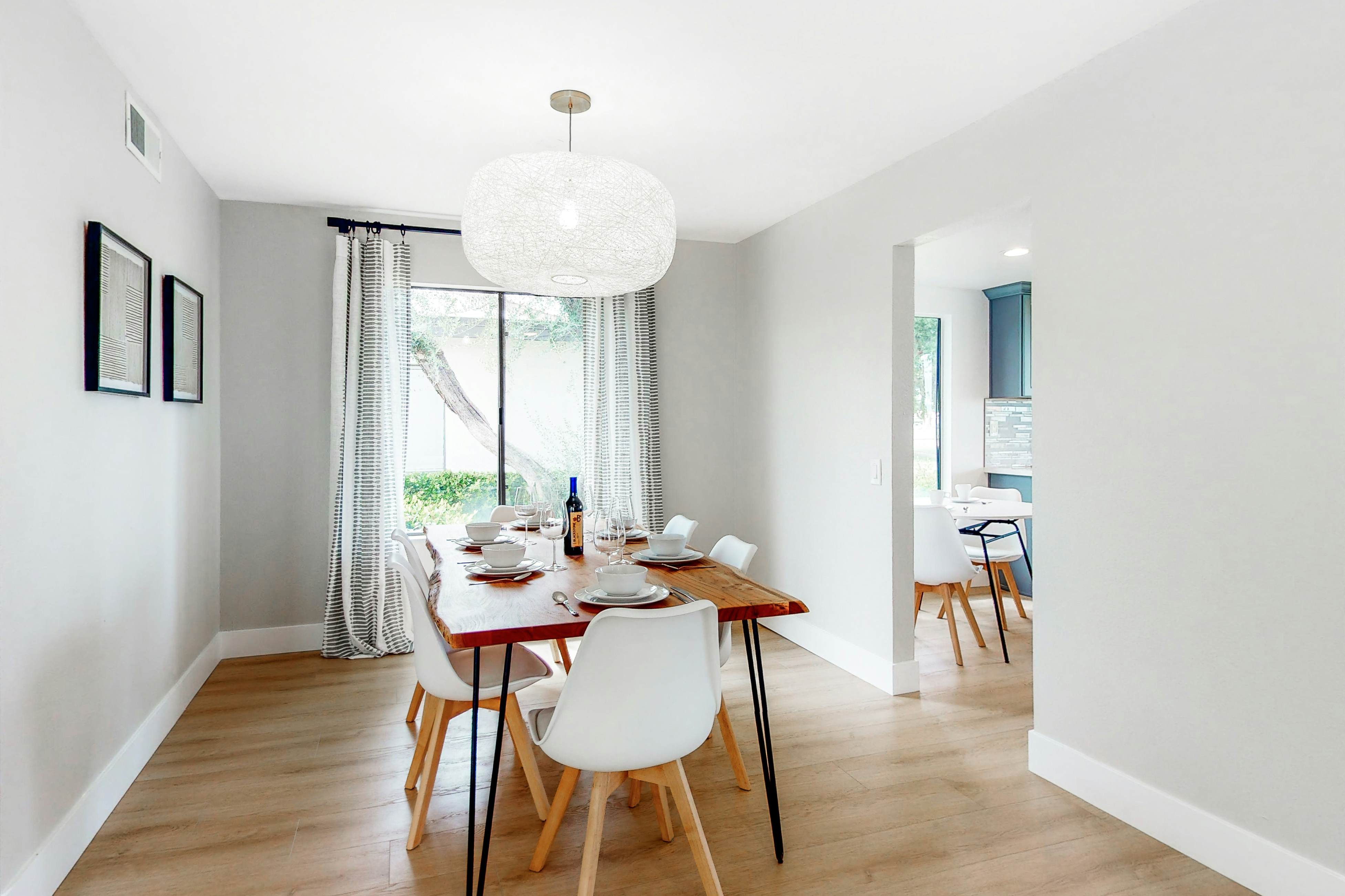 Modern Desert Retreat