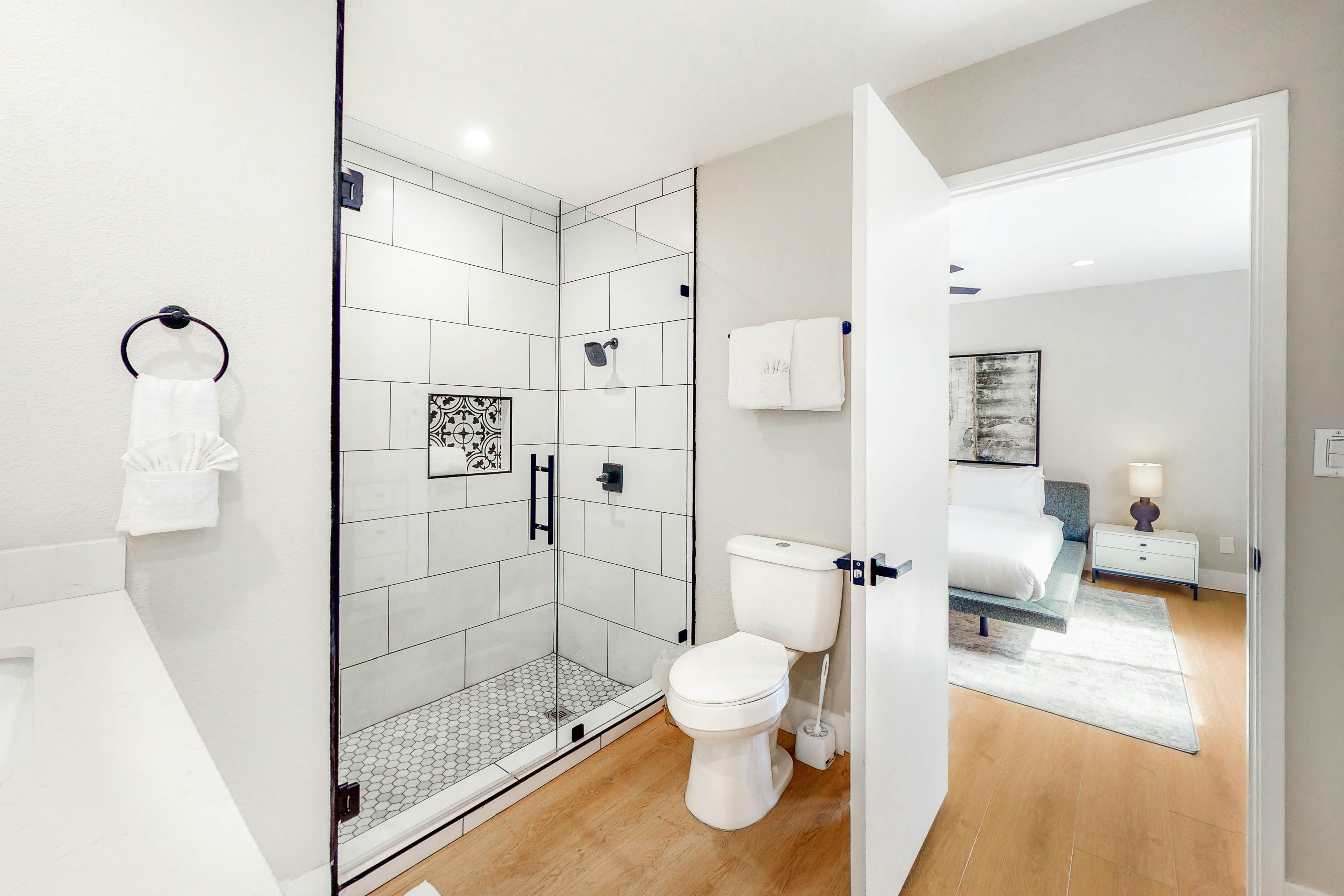 Modern Desert Retreat