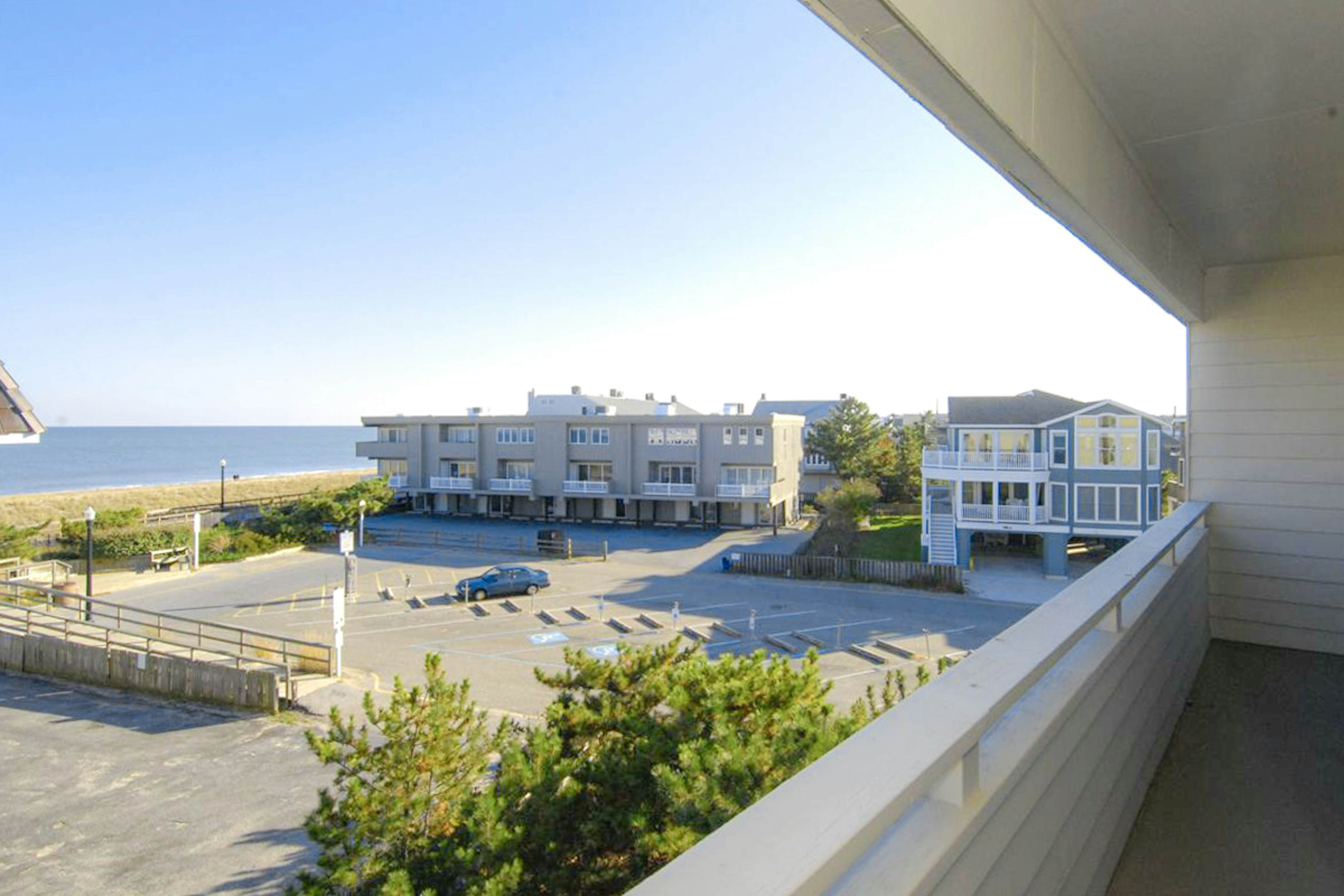 Town of Bethany Beach 99B Central Blvd. 5 BD Bethany Beach, DE