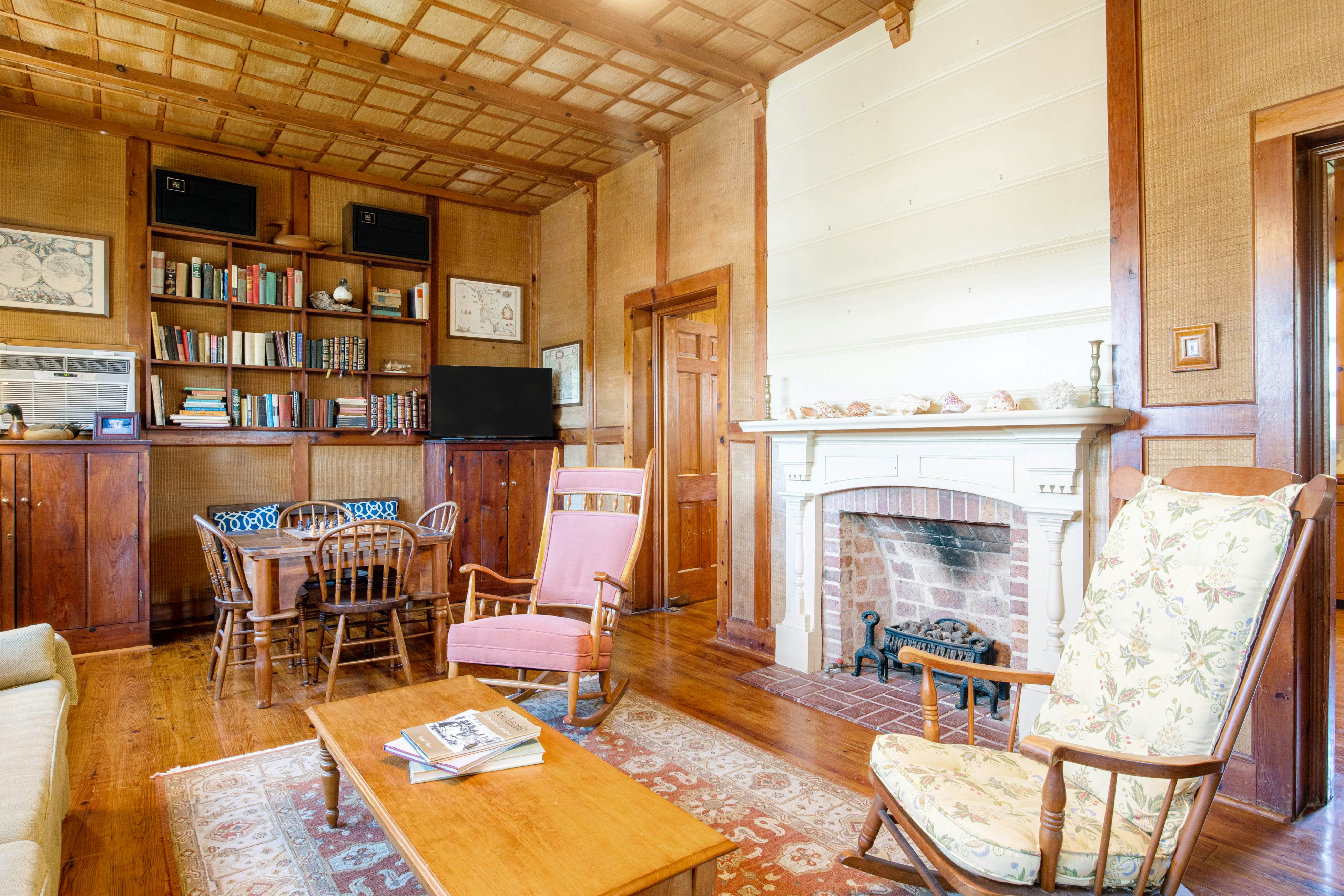 The Mathis House 4 BD Rockport, TX Vacation Rental Vacasa