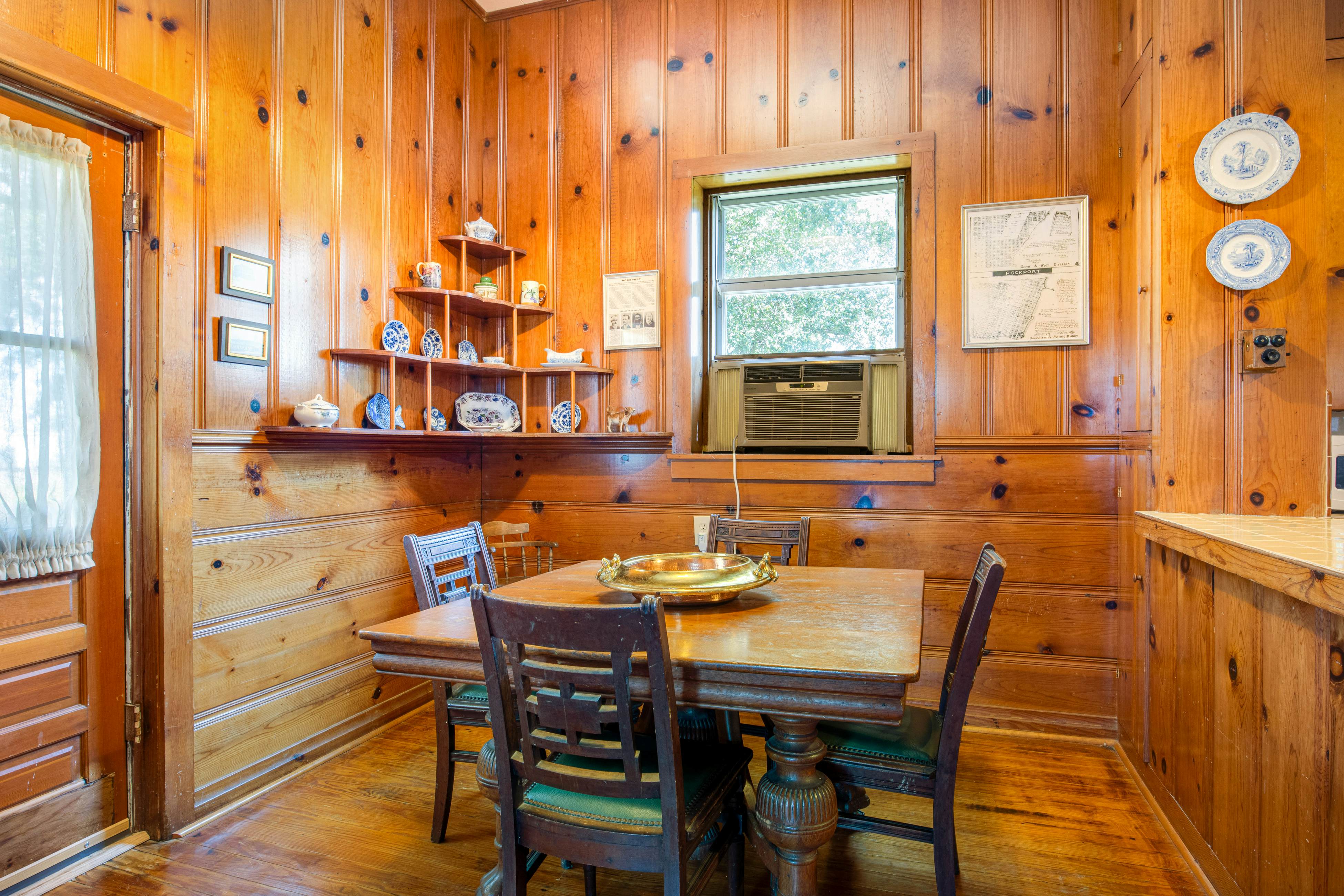 The Mathis House 4 BD Rockport, TX Vacation Rental Vacasa