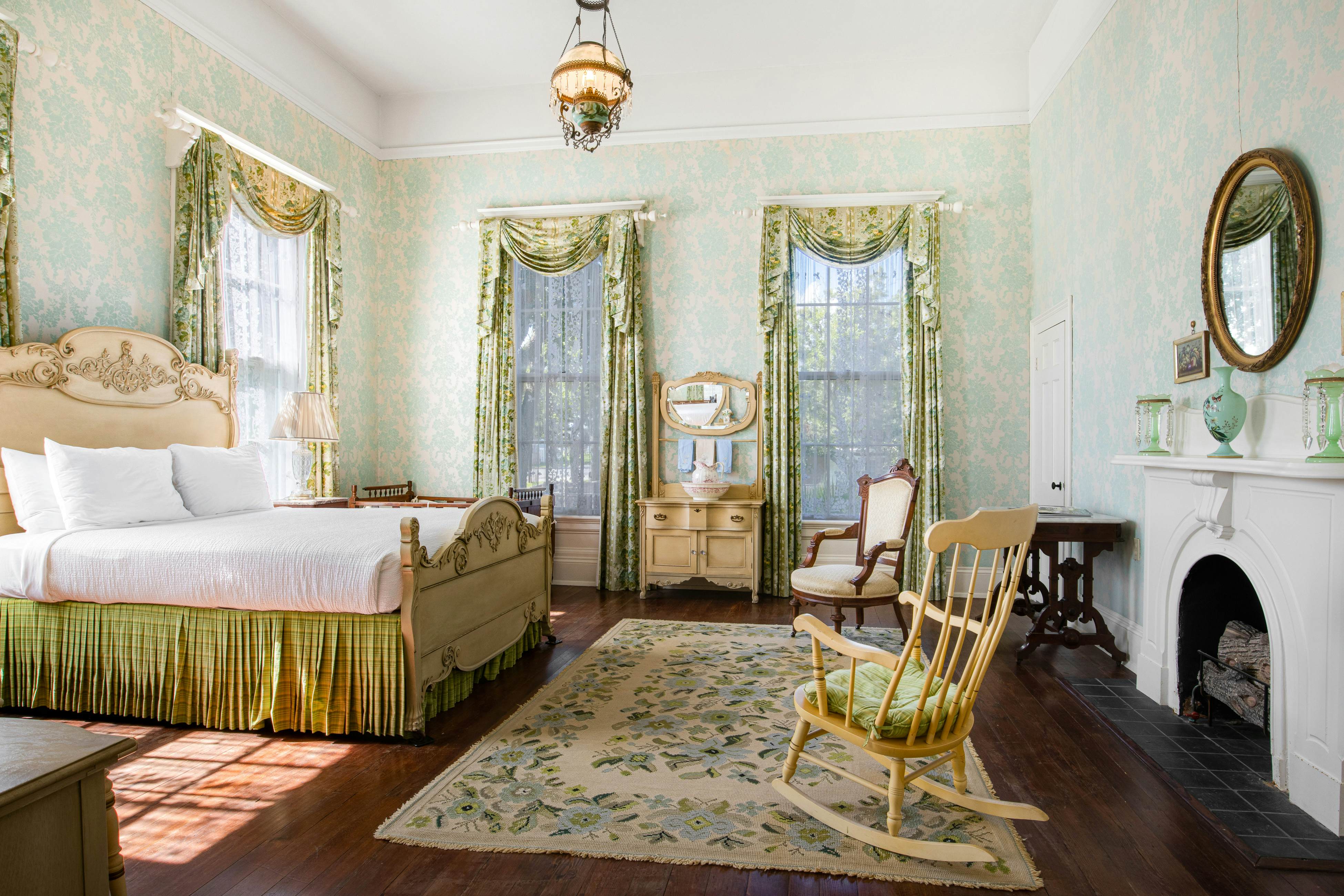 The Mathis House 4 BD Rockport, TX Vacation Rental Vacasa