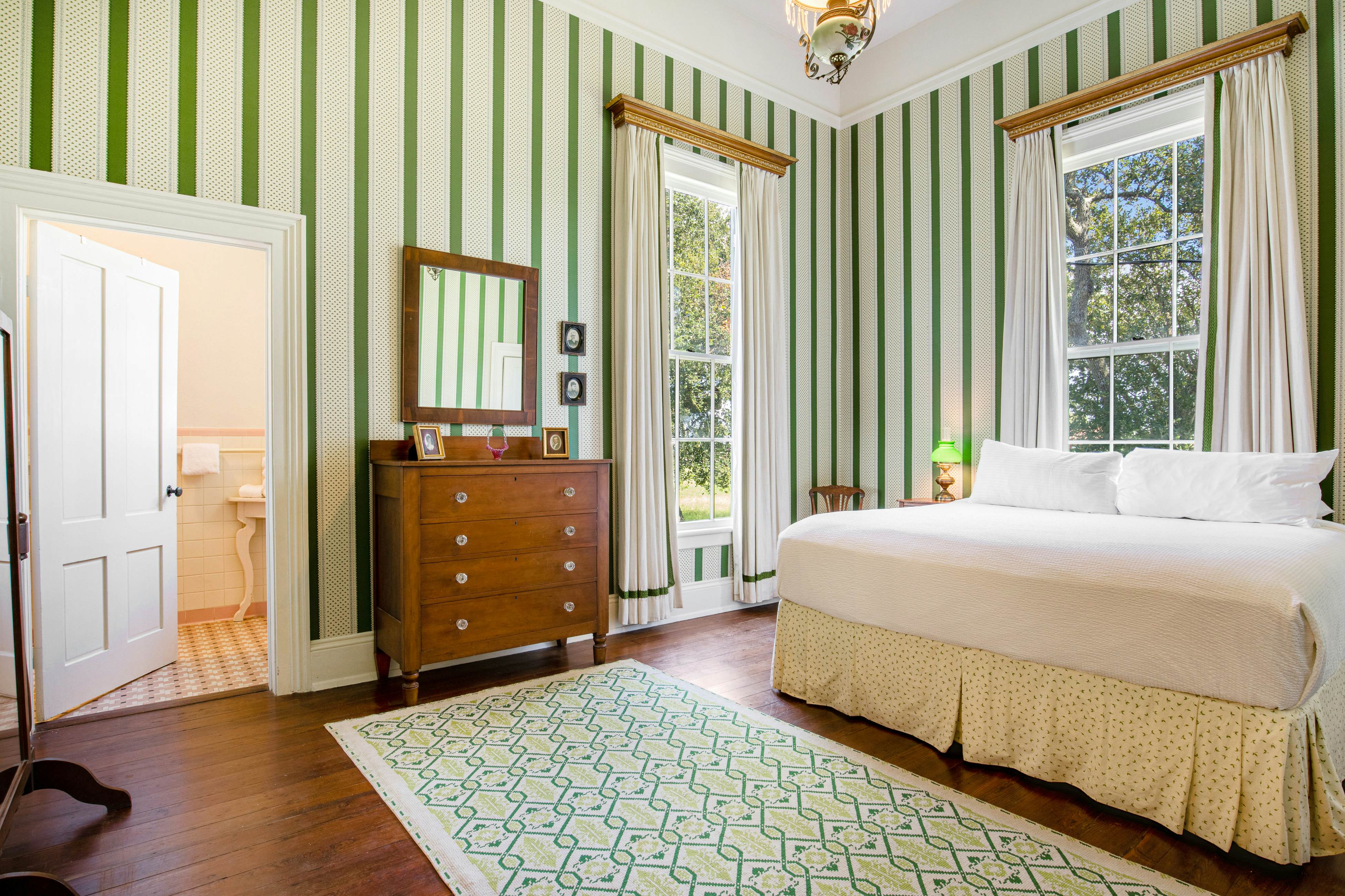 The Mathis House 4 BD Rockport, TX Vacation Rental Vacasa