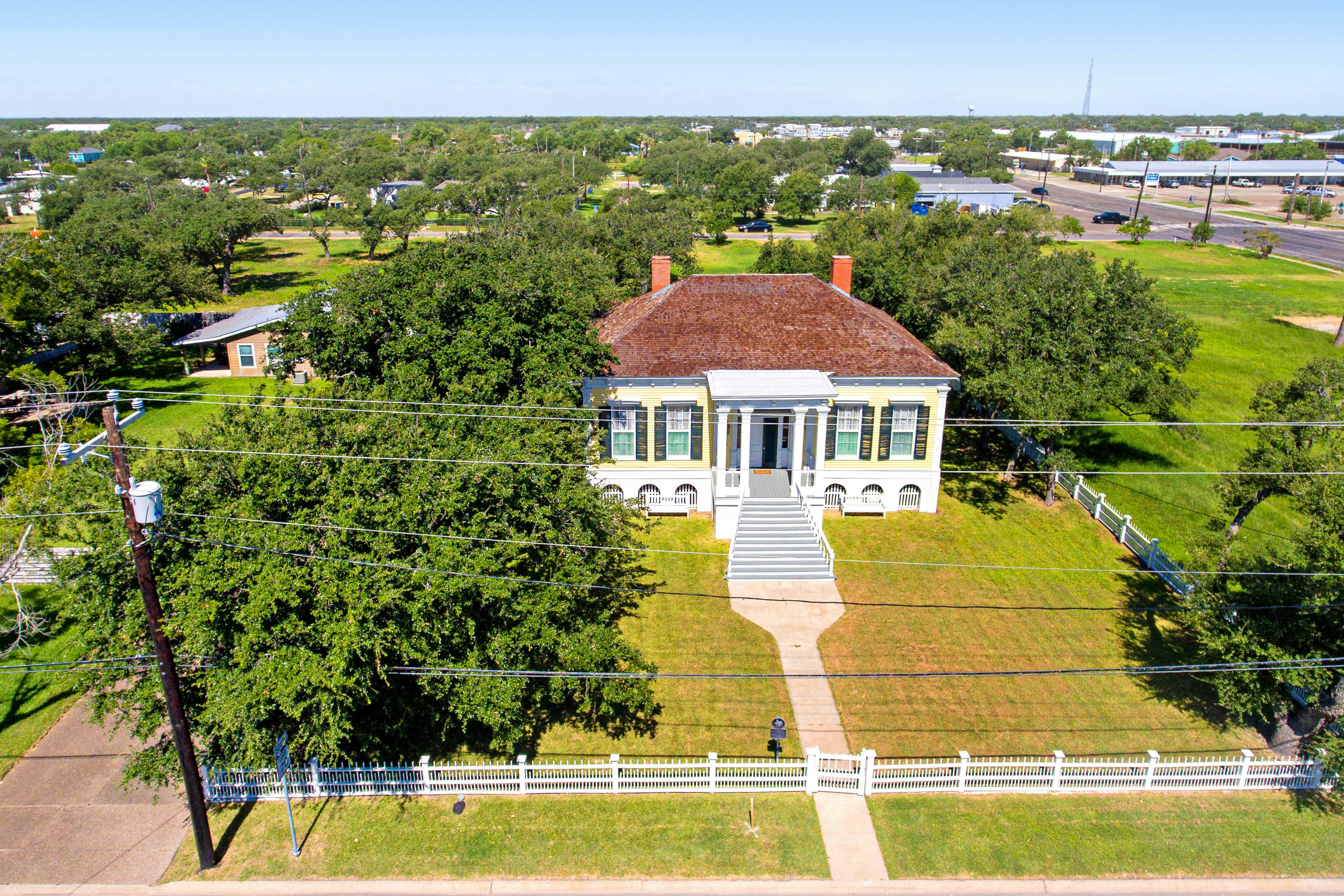 The Mathis House 4 BD Rockport, TX Vacation Rental Vacasa