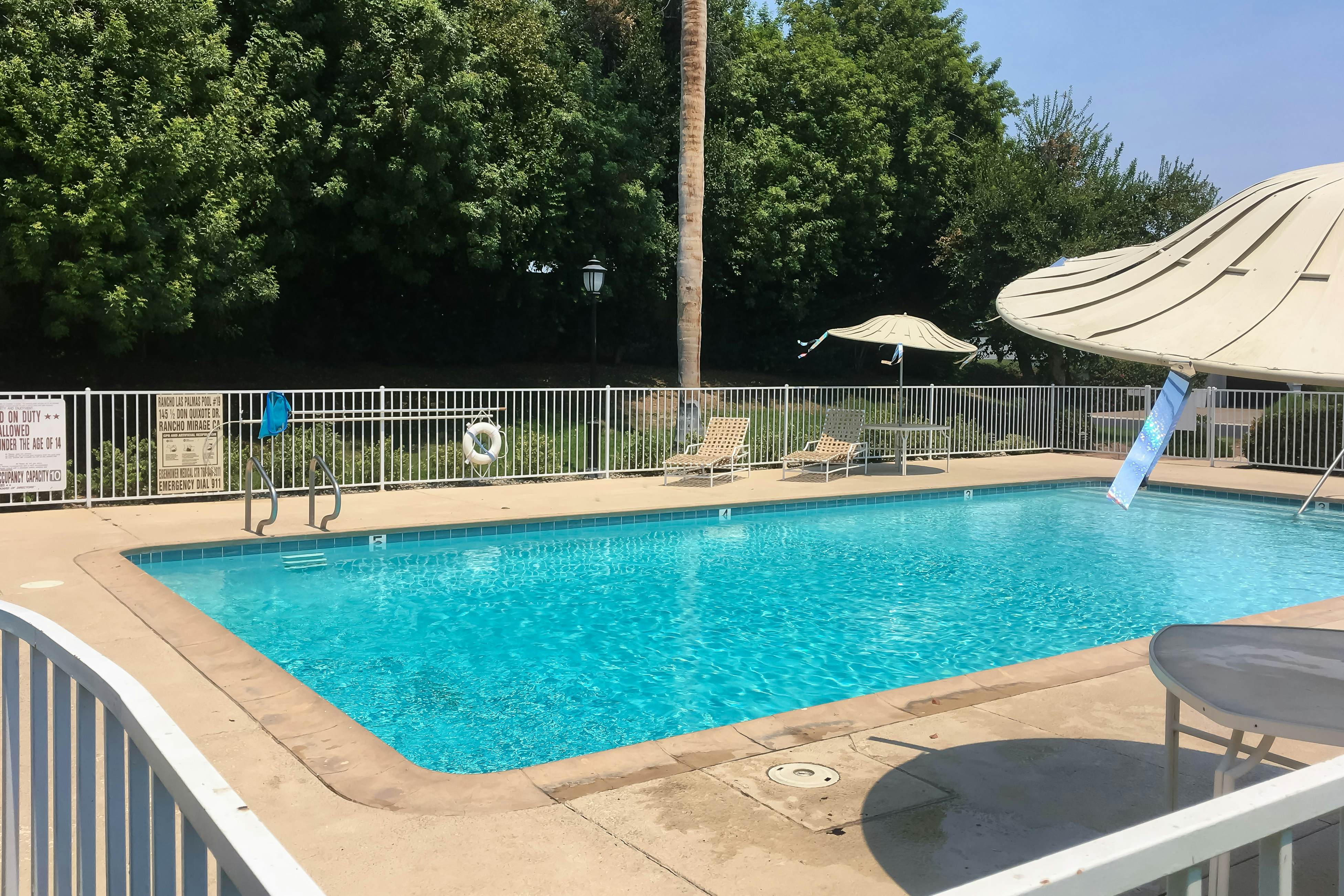 Modern Desert Retreat