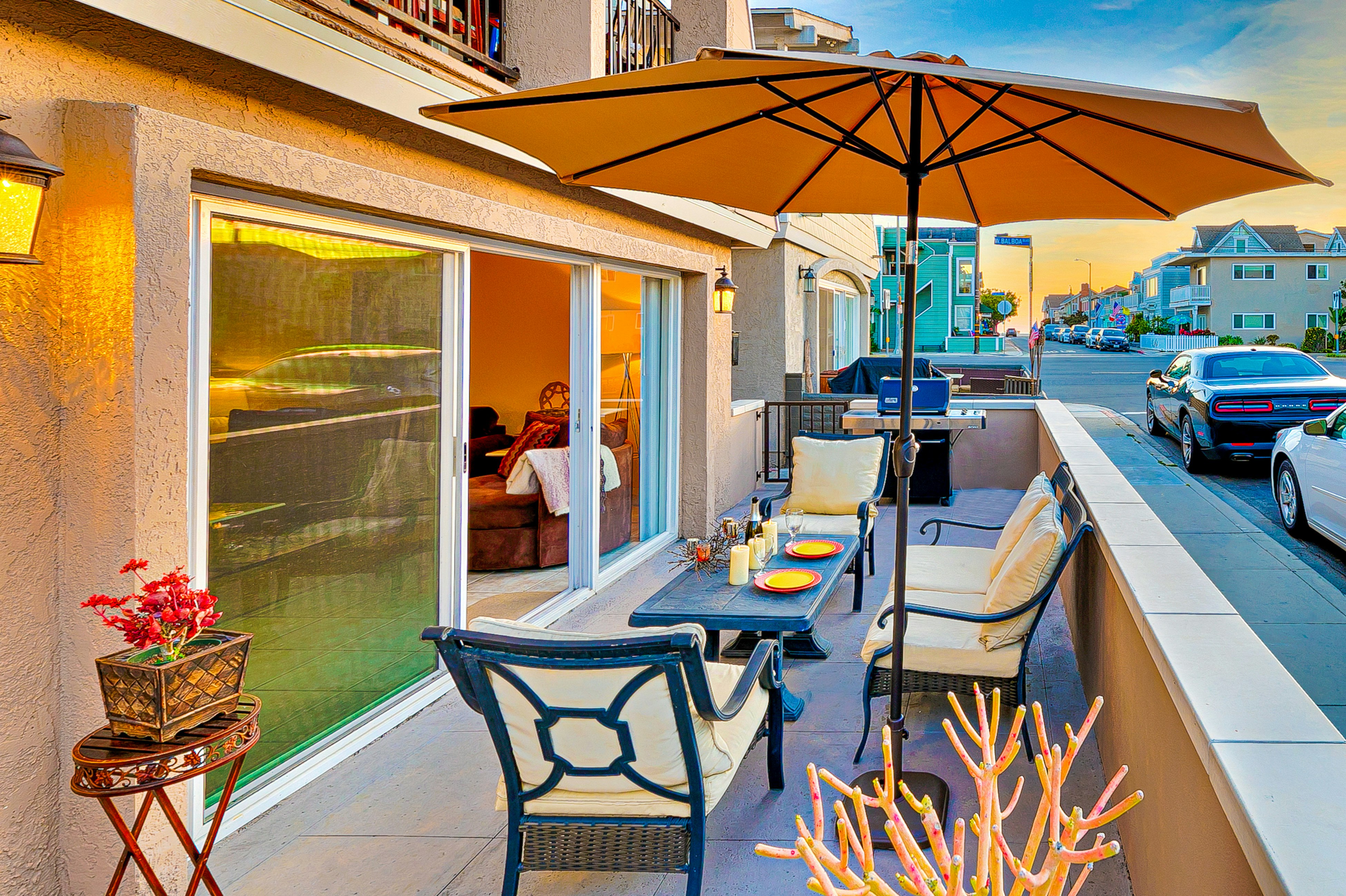 Newport Beach Simplicity