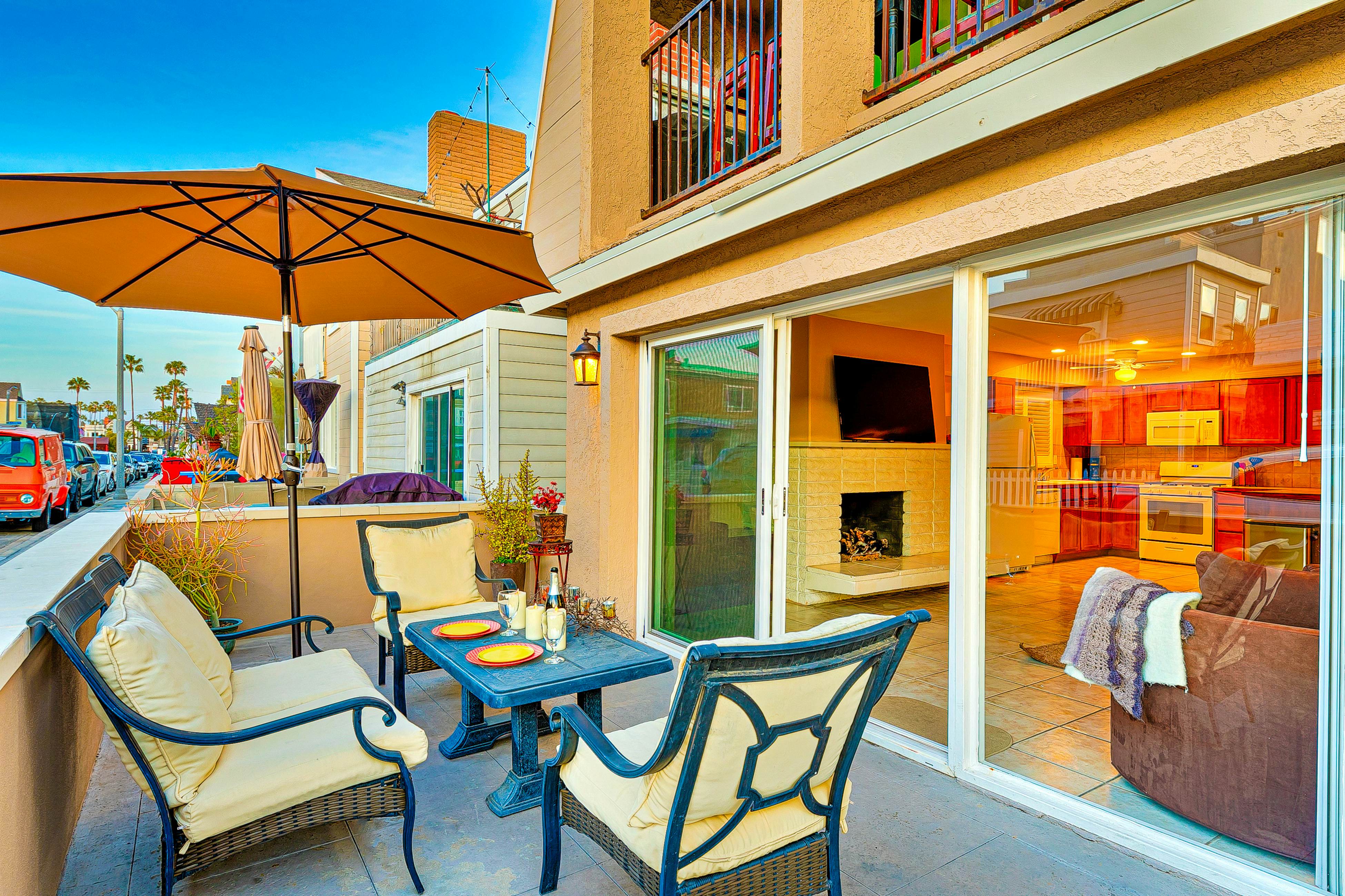 Newport Beach Simplicity