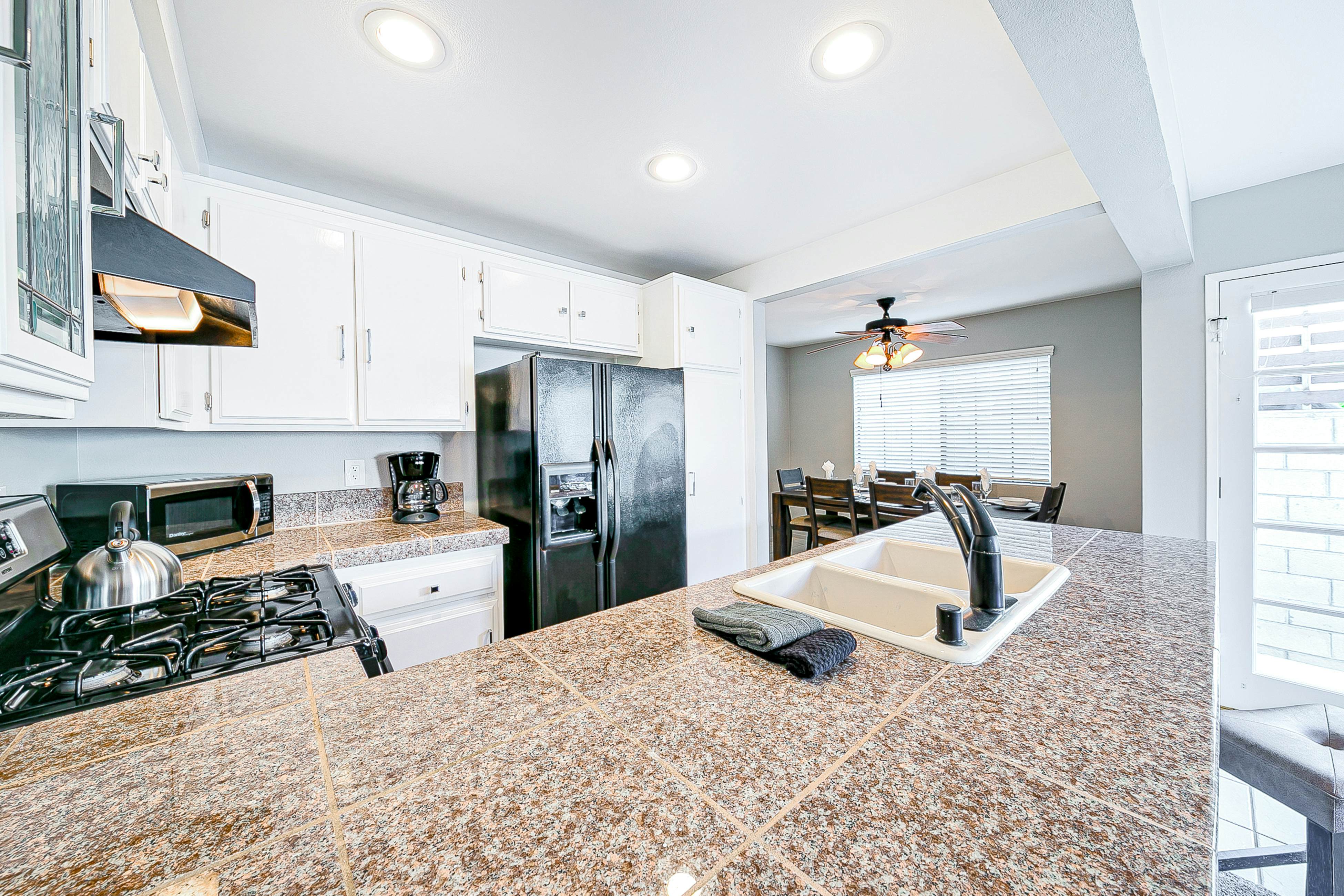 Perfect Newport Beach Location With Spa I