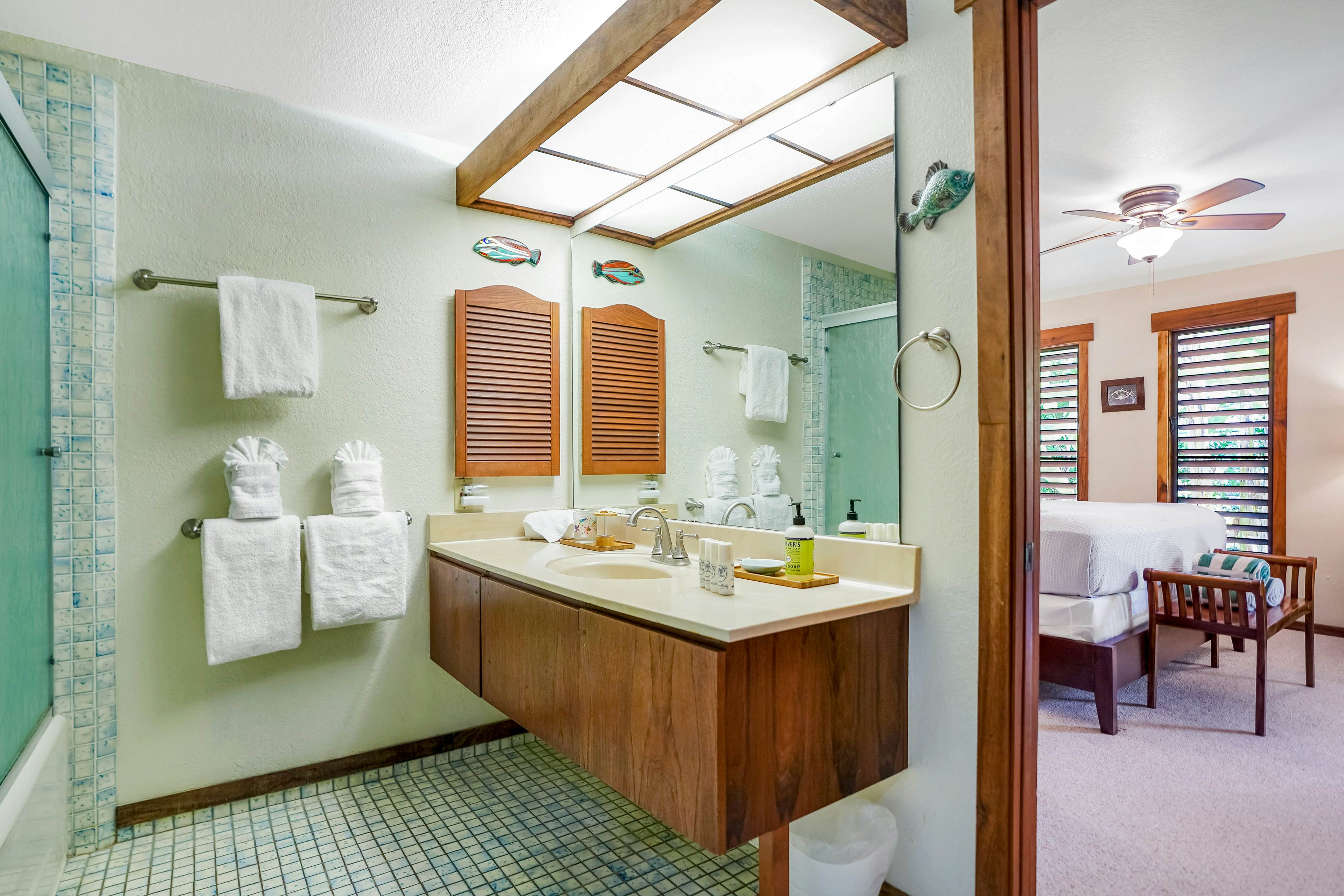 Waikomo Stream Villas 202