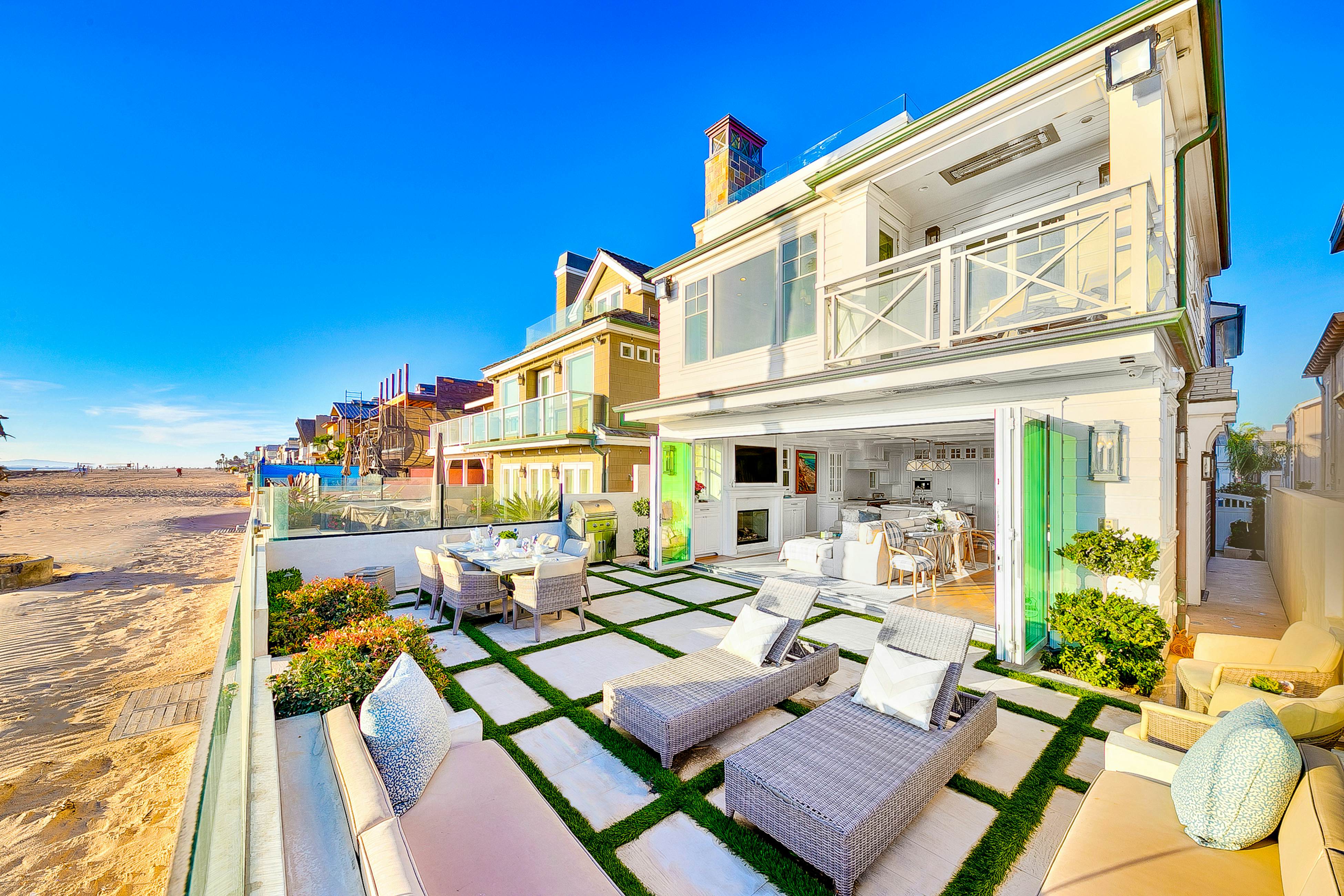 Luxury Beach Front Escape