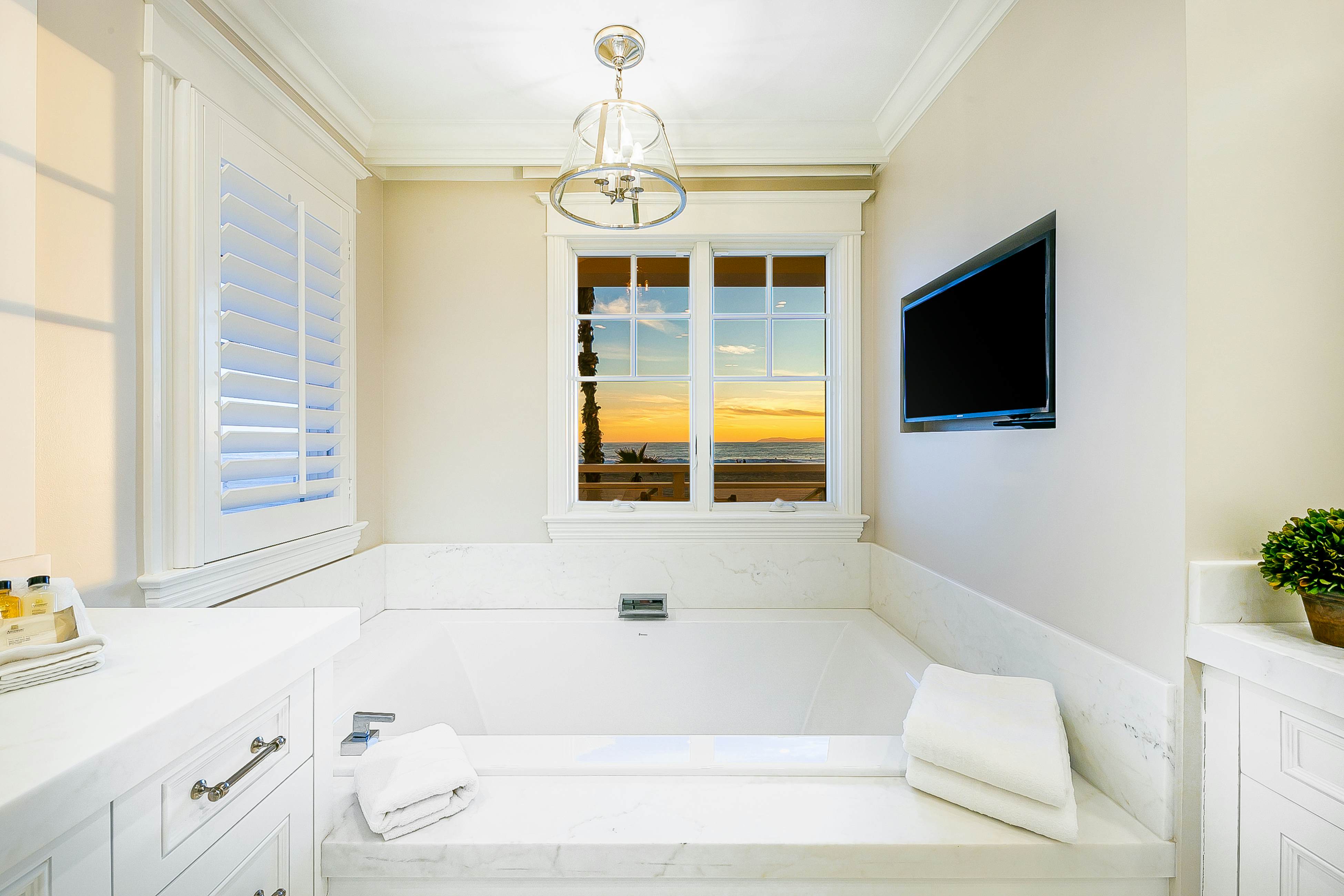 Luxury Beach Front Escape