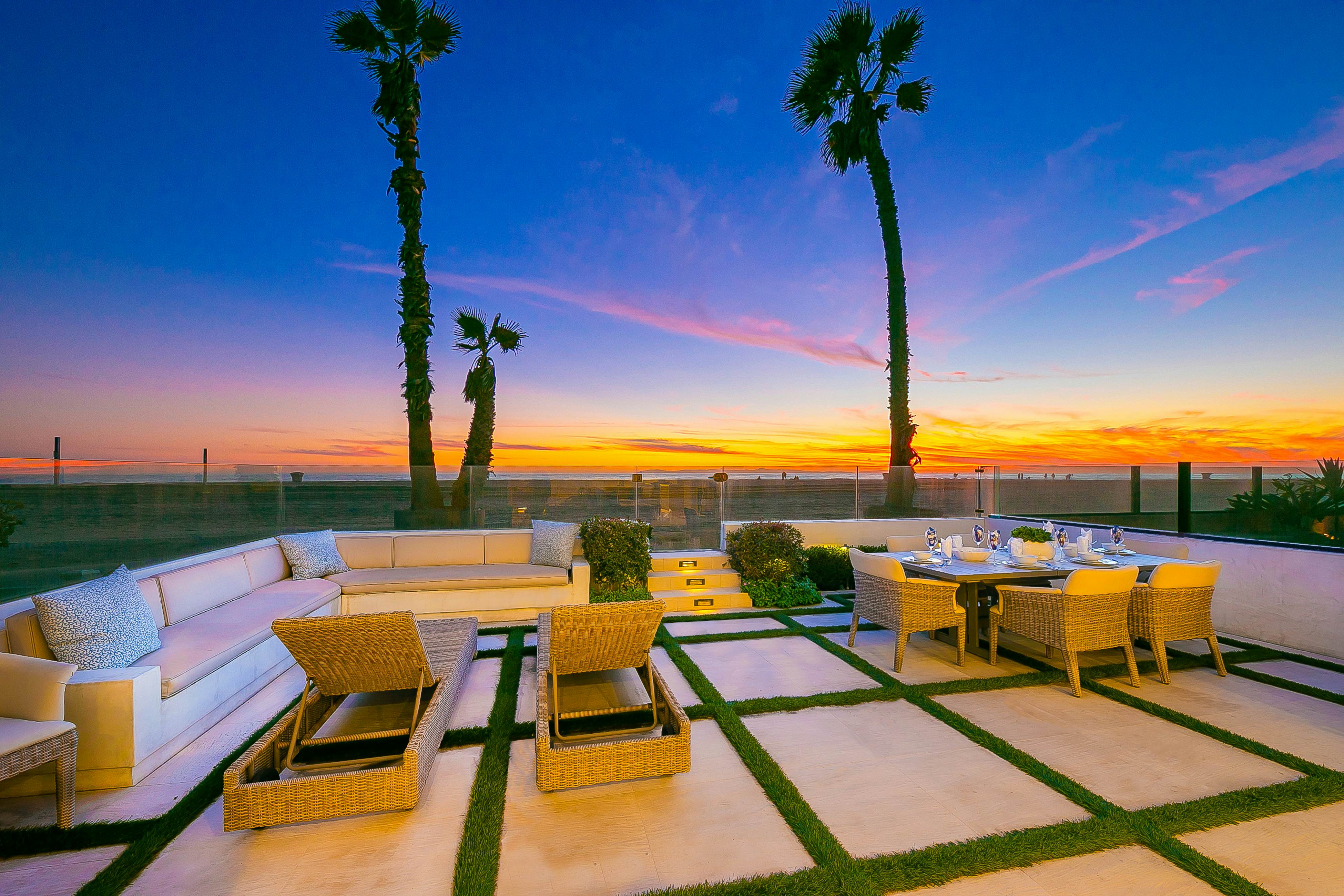 Luxury Beach Front Escape