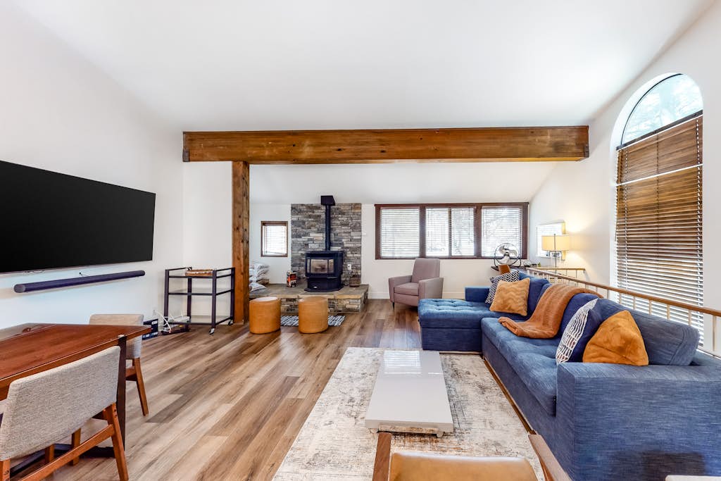 Helios North 12 | 2 Bed Mammoth Lakes, CA Condo | Vacasa