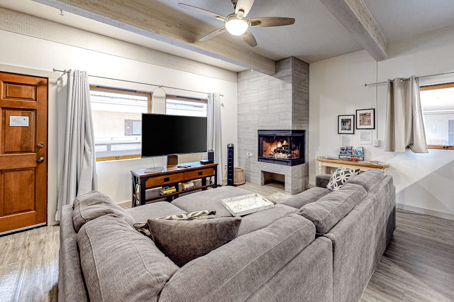 Ketch the Feeling 2 BD Ketchum, ID Vacation Rental Vacasa