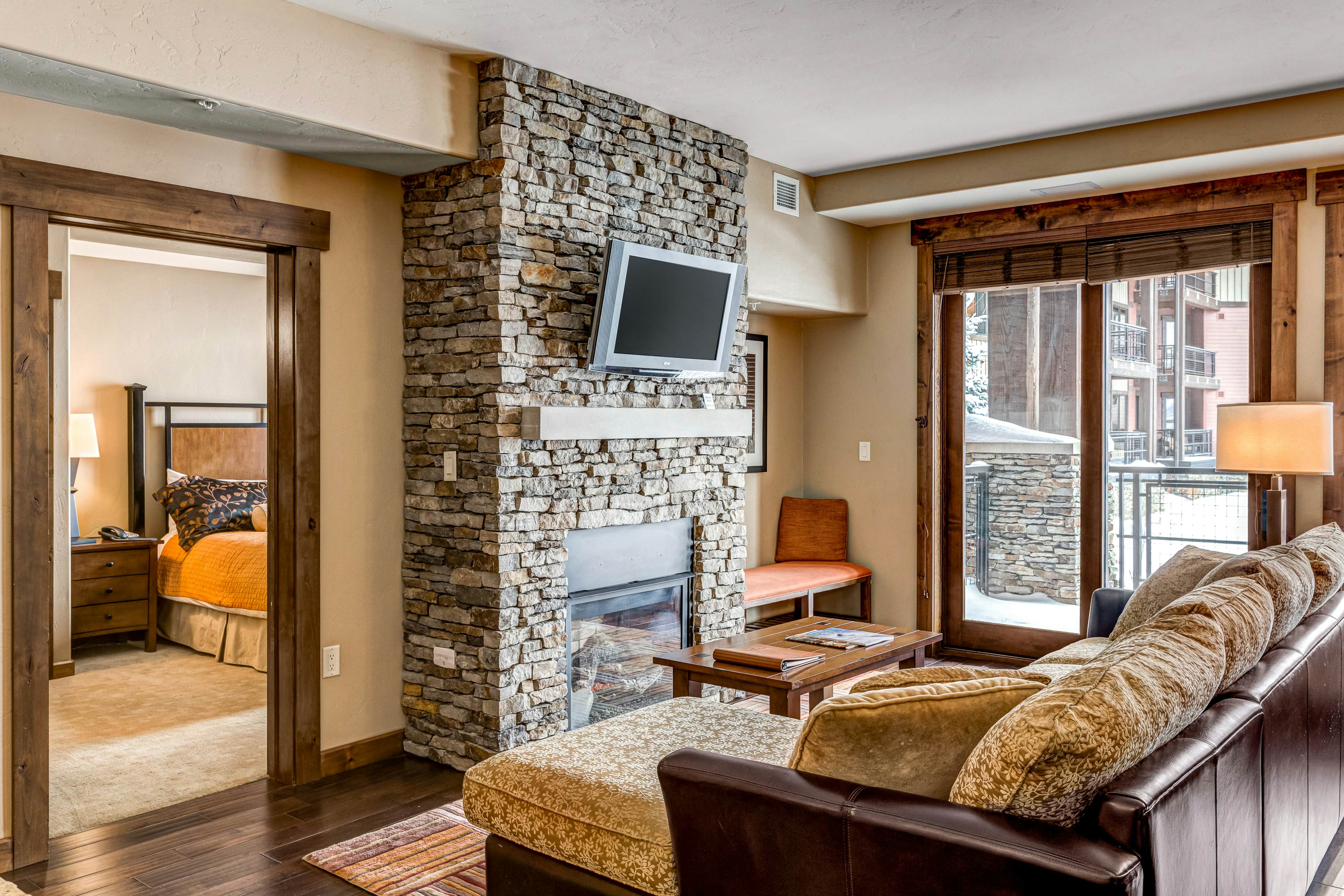 Trailhead Lodge 2105