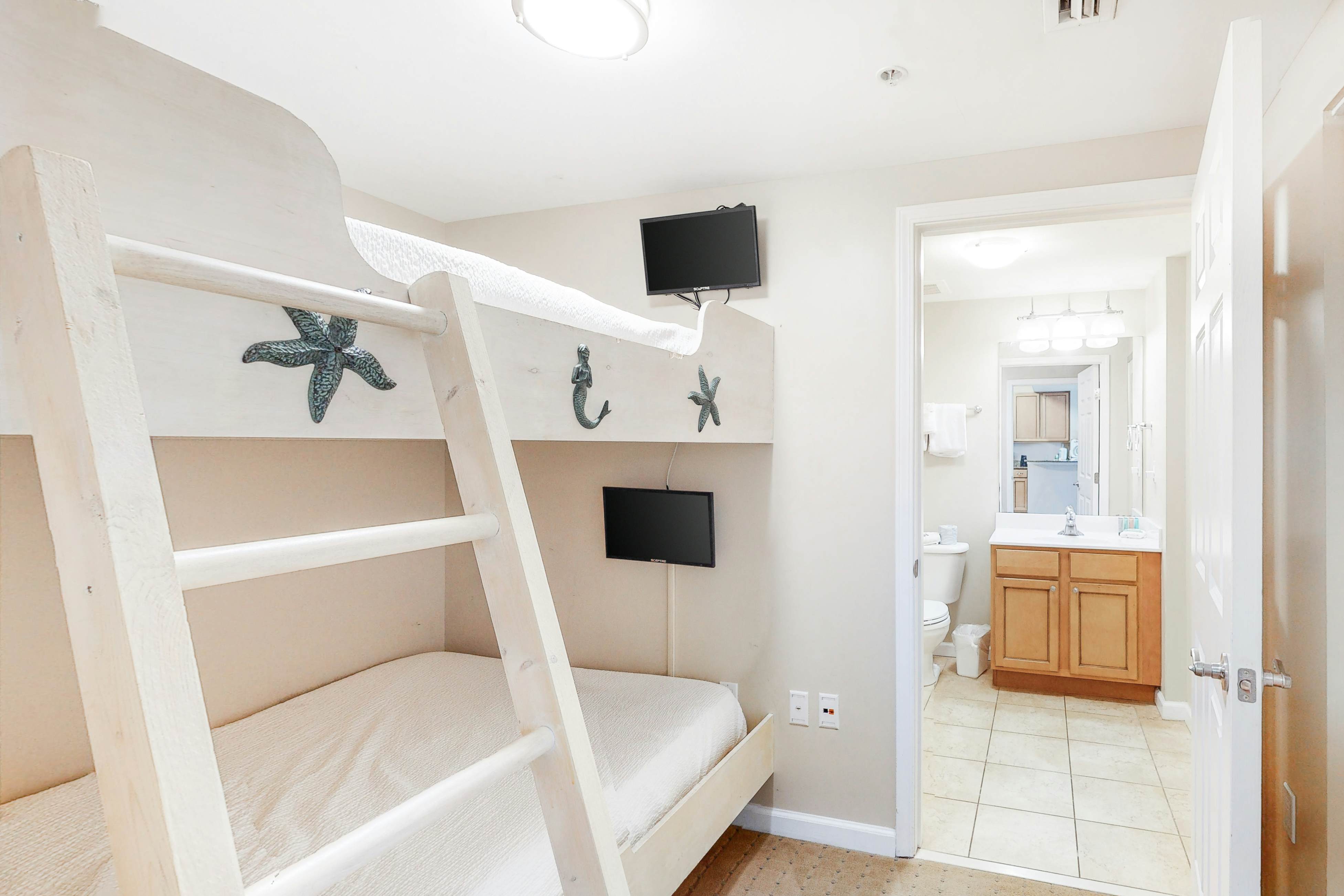 Palms of Destin 1805