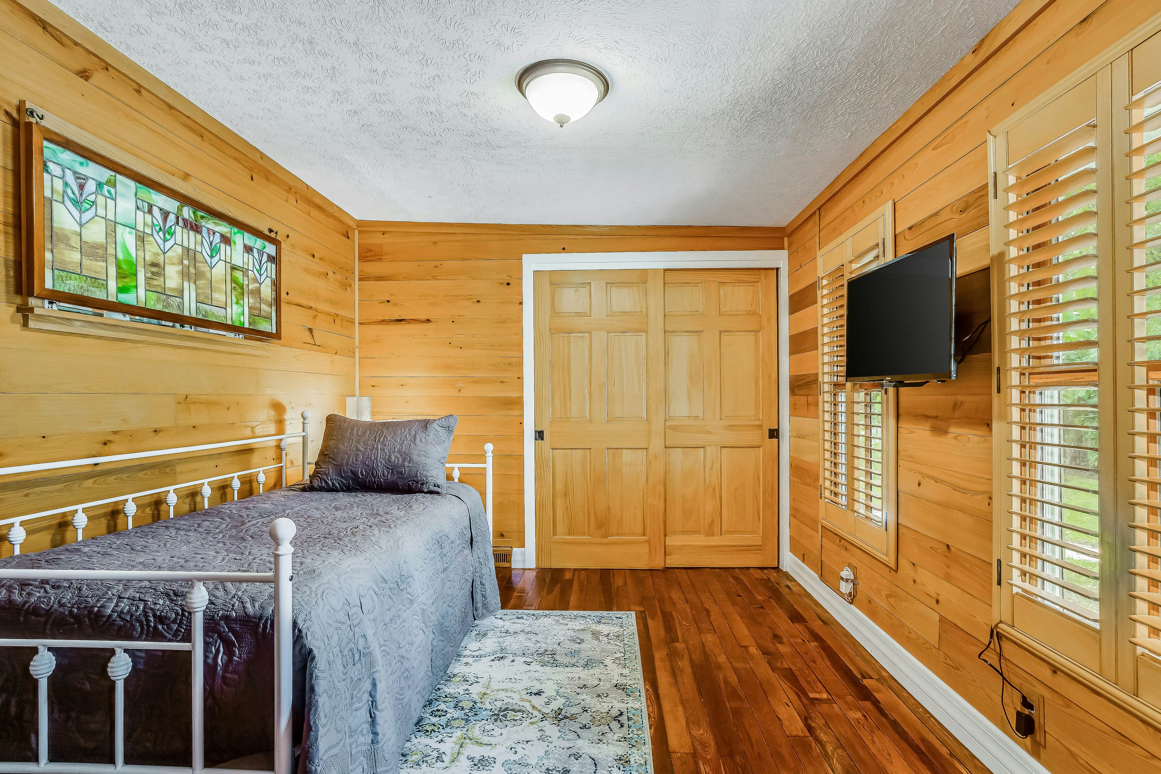 The Tucker House - Historical Bonita Cottage