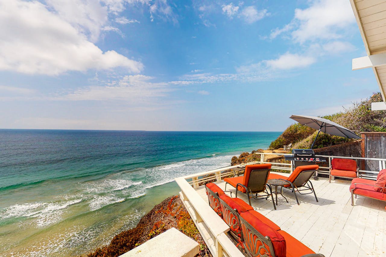 228 Neptune 2 BD Encinitas, CA Vacation Rental Vacasa