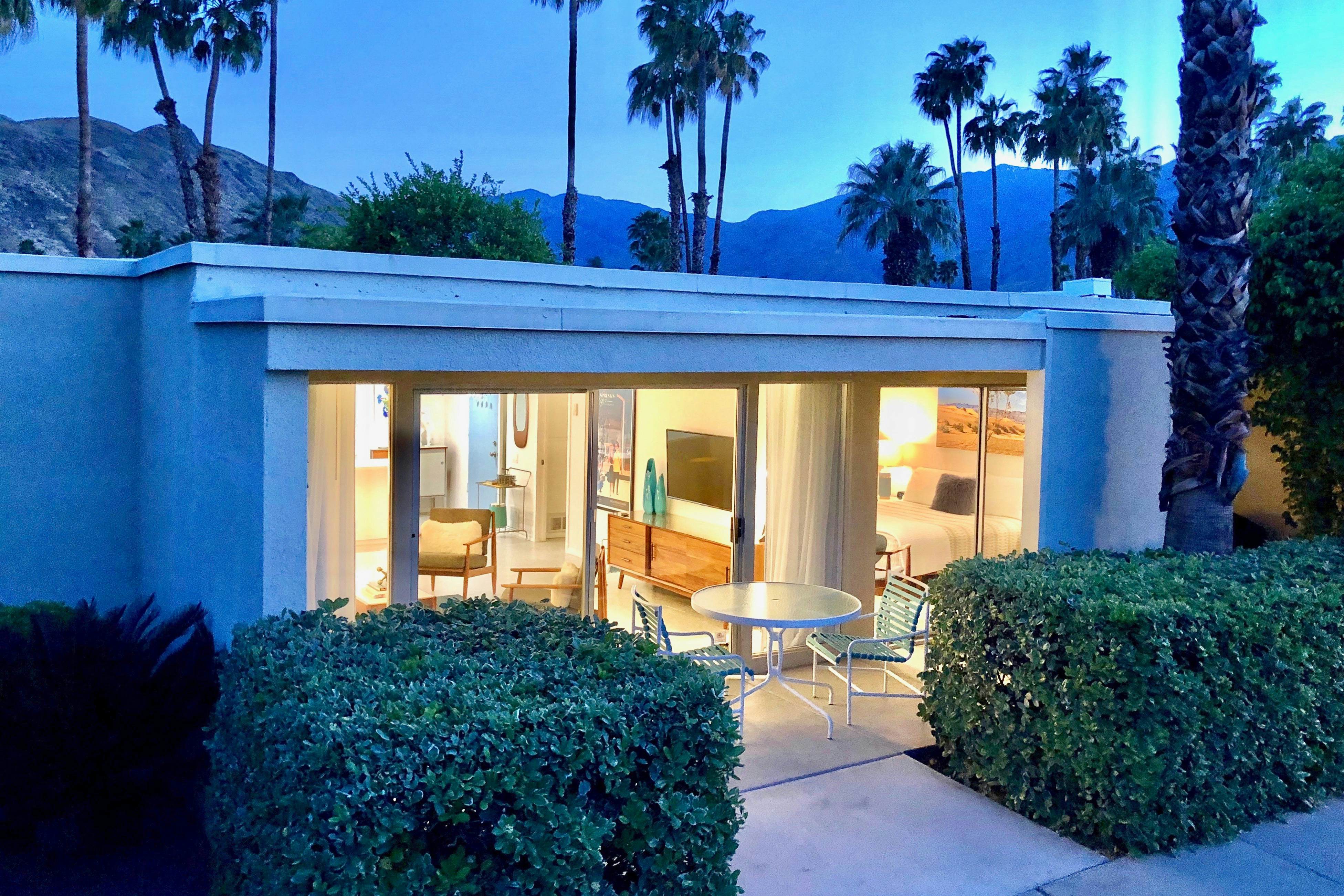 Coco Cabana Hideaway - 69210