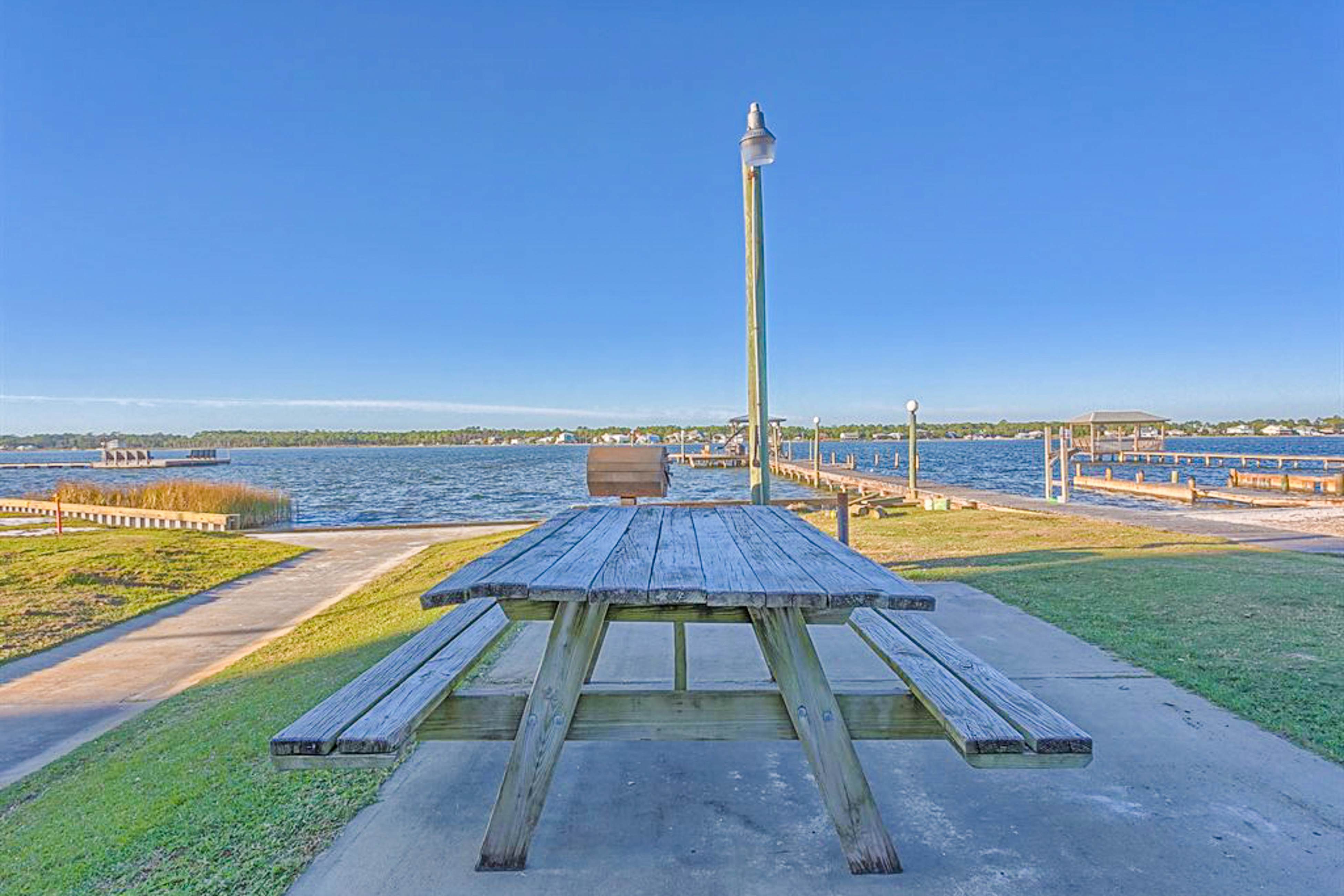 Gulf Shores Surf & Racquet Club 406B