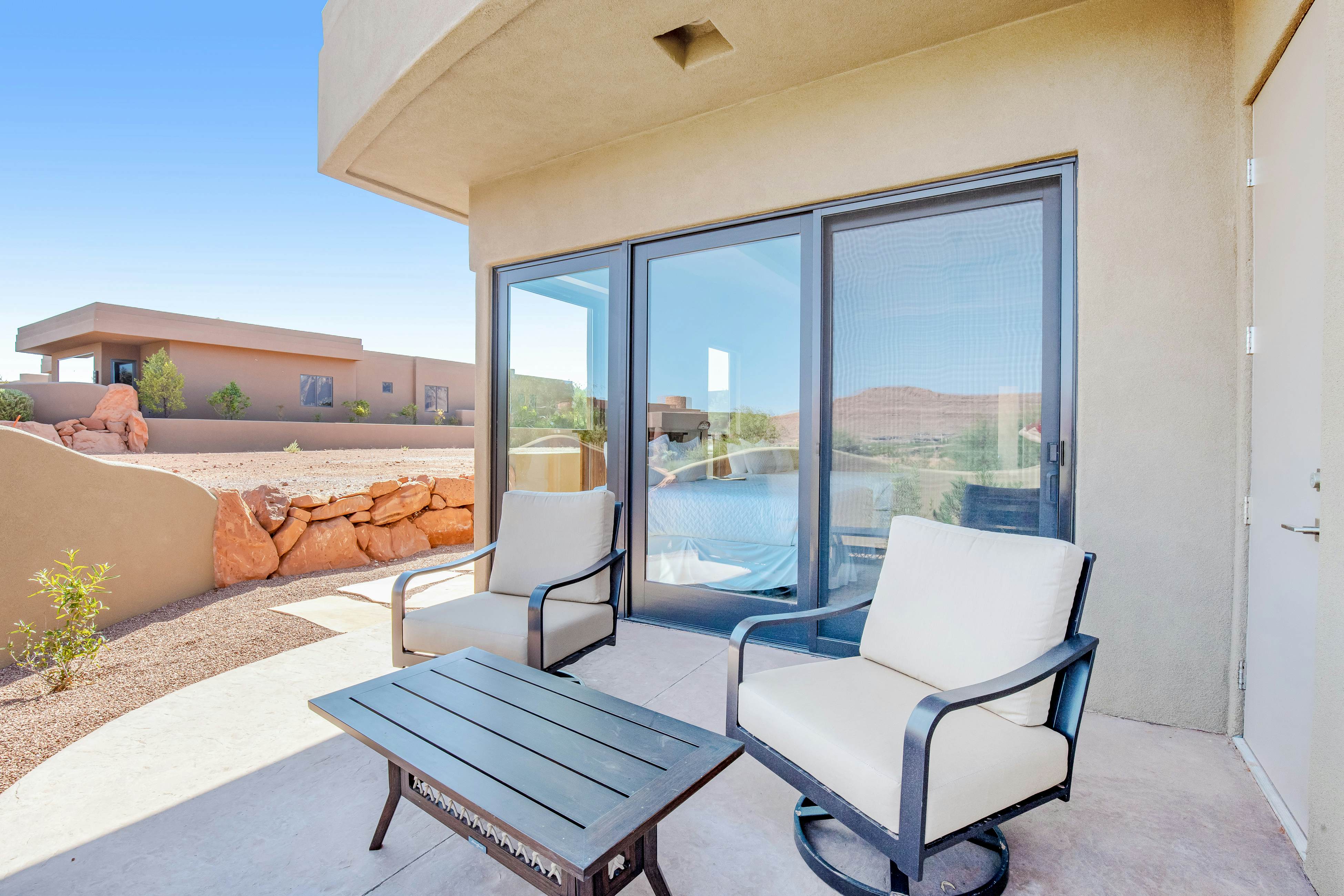 Red Rock Escape with Suite