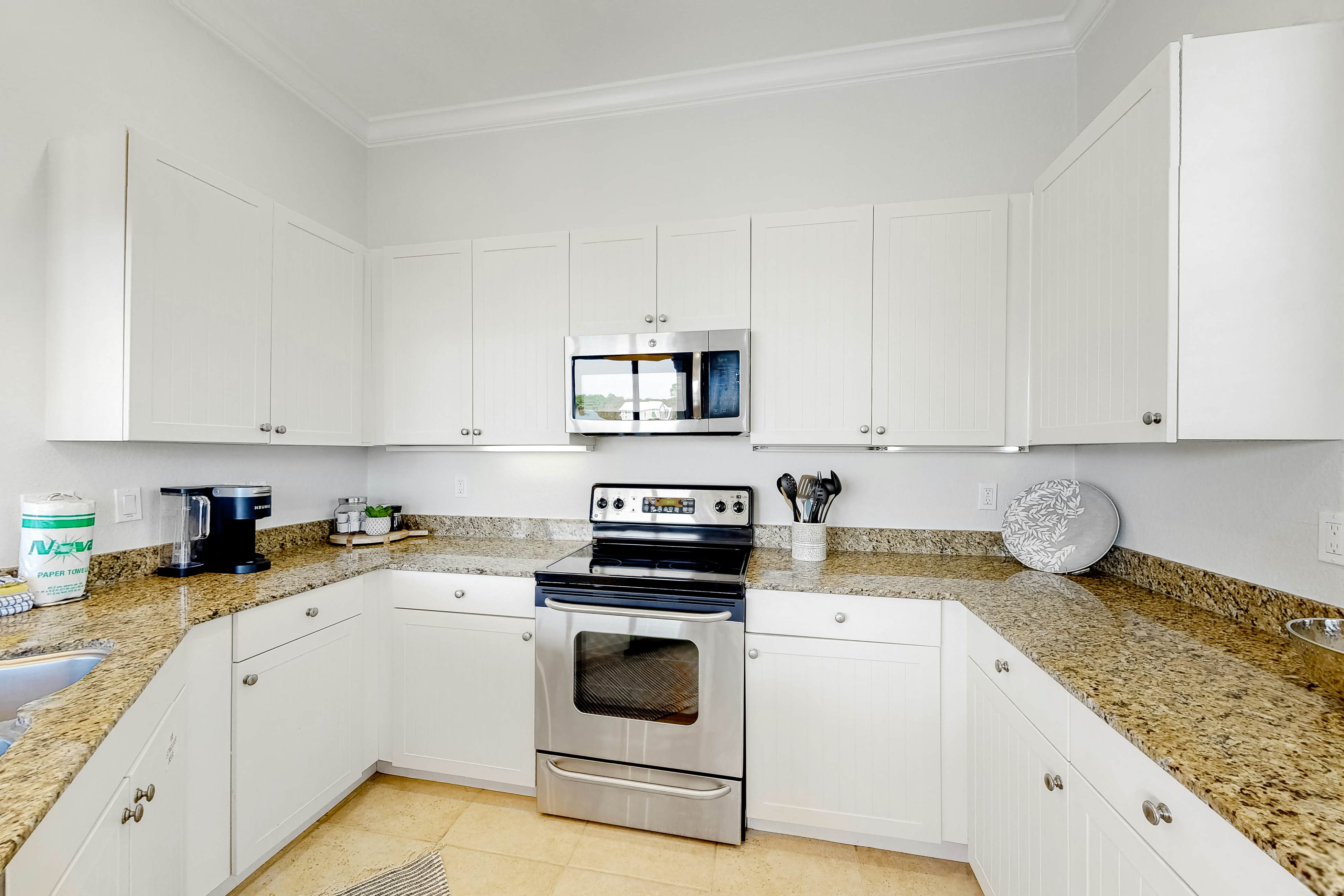 Crystal Cove #301 Wine Down