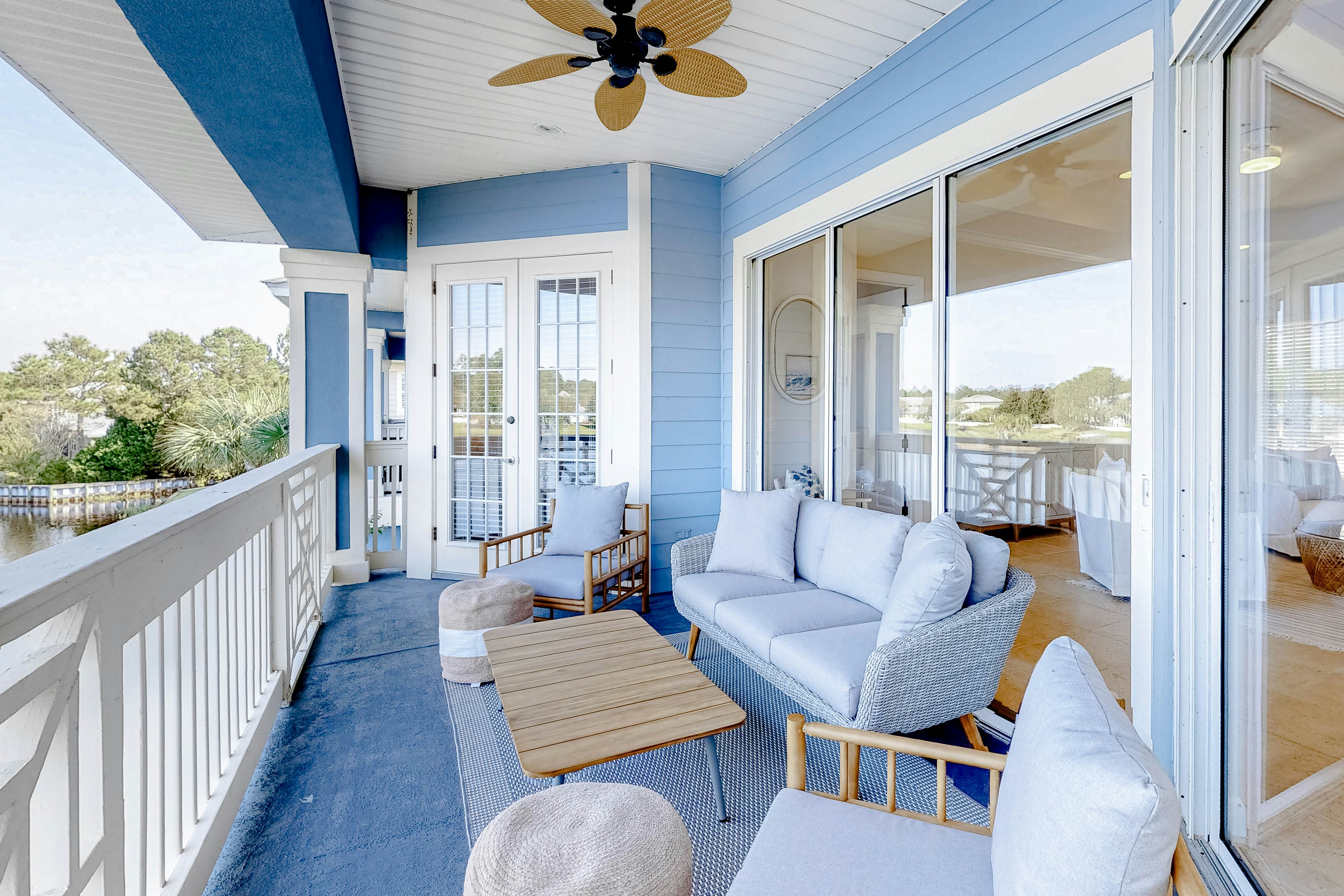 Crystal Cove #301 Wine Down