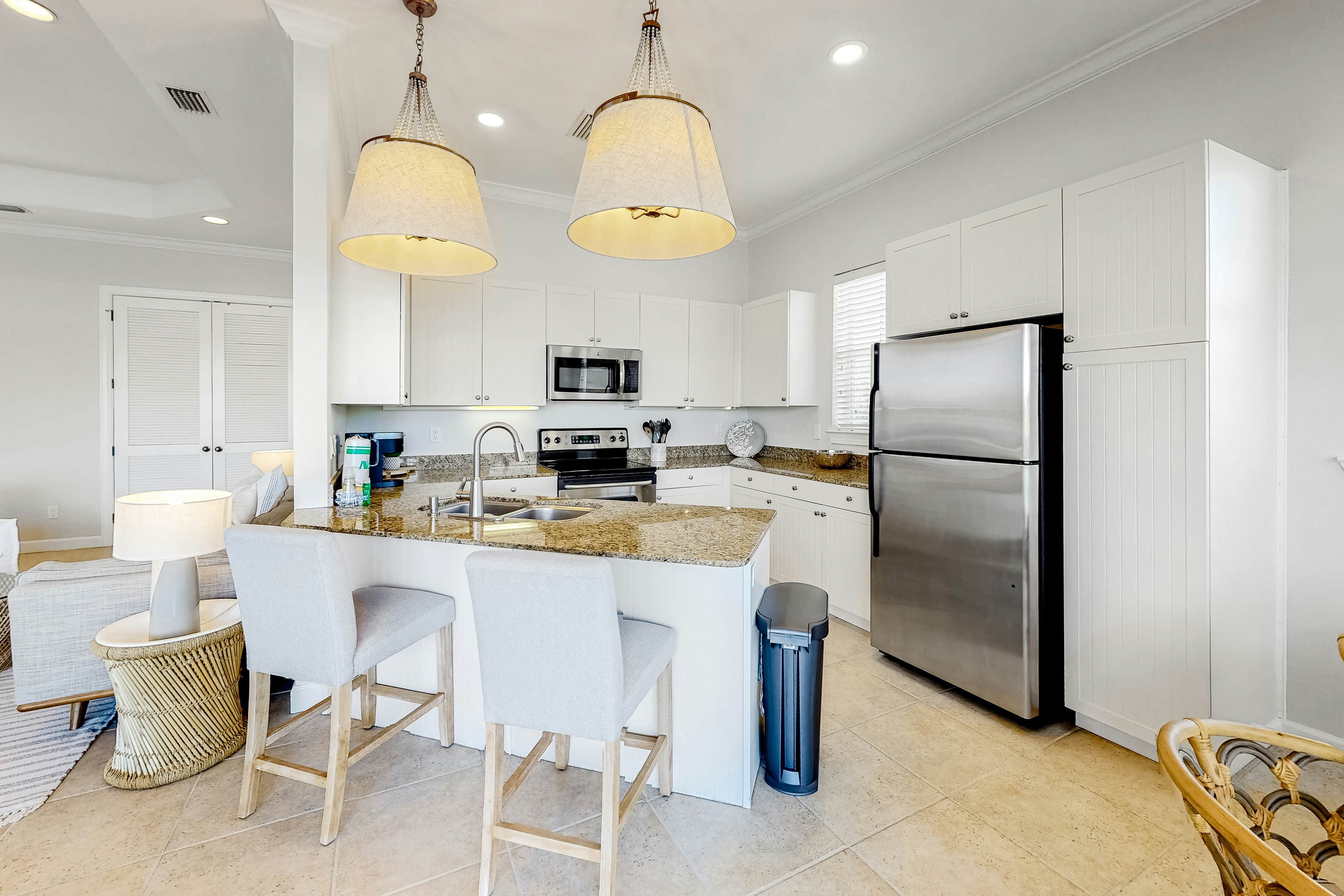 Crystal Cove #301 Wine Down