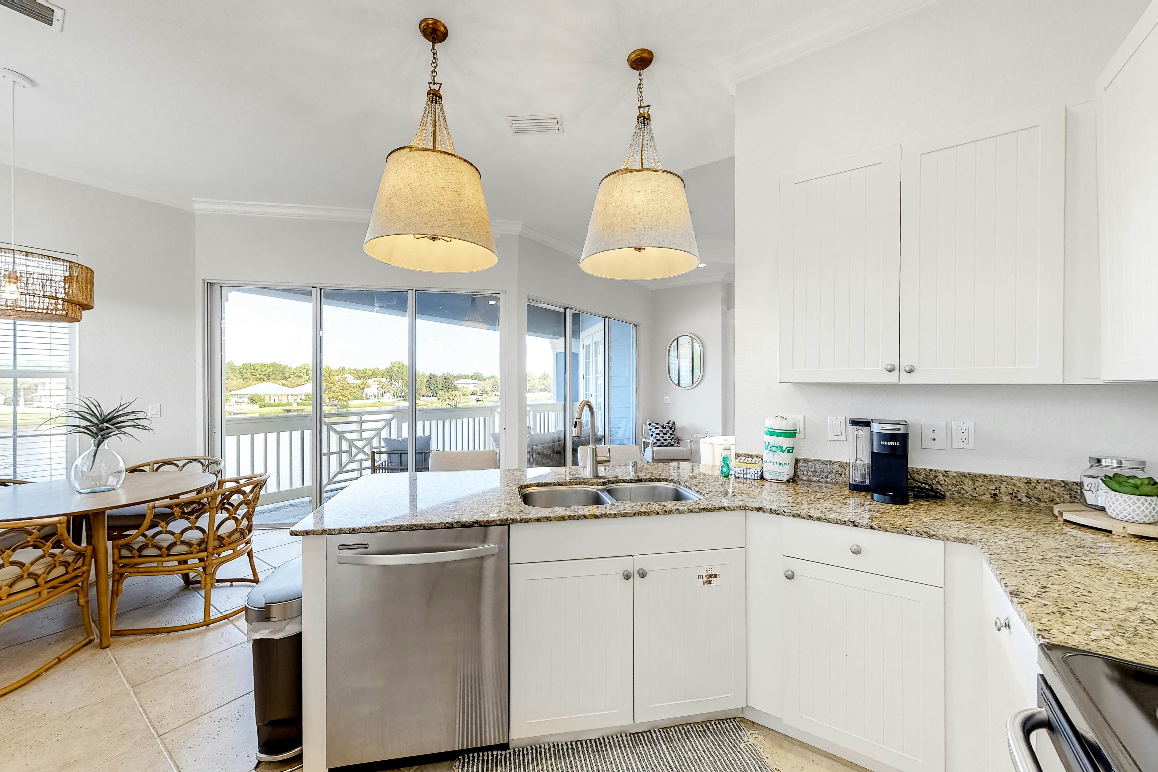 Crystal Cove #301 Wine Down