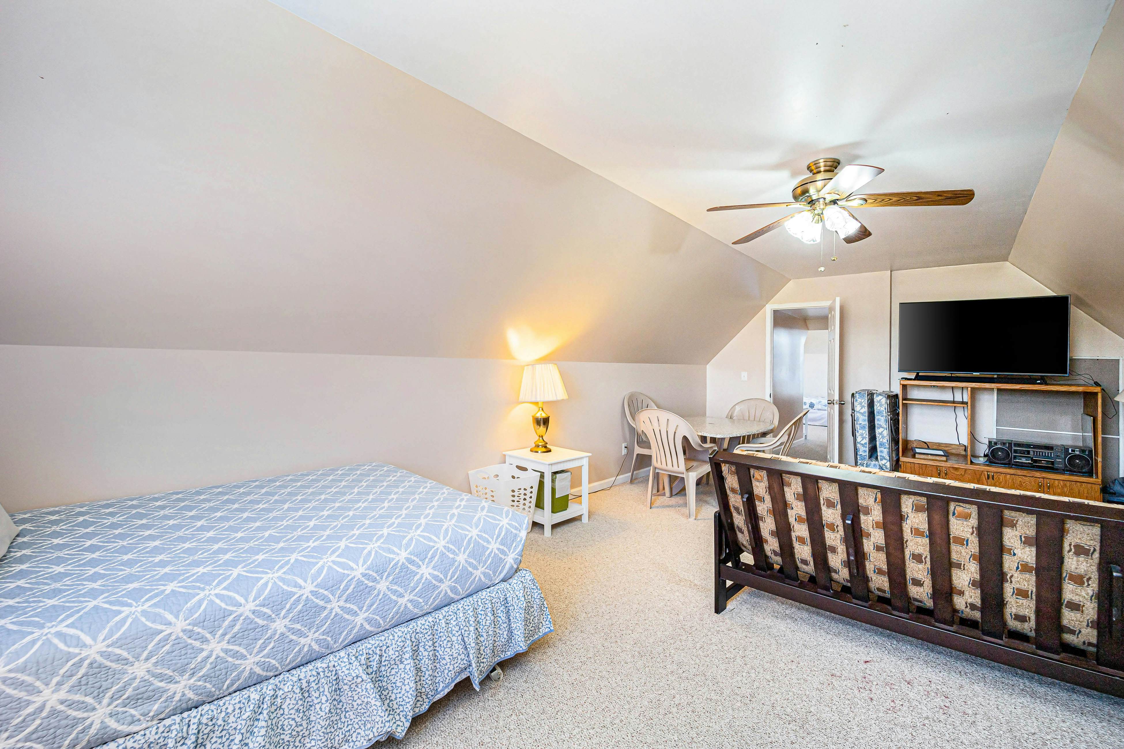 Summerside Dreams 5 BD Alanson, MI Vacation Rental Vacasa