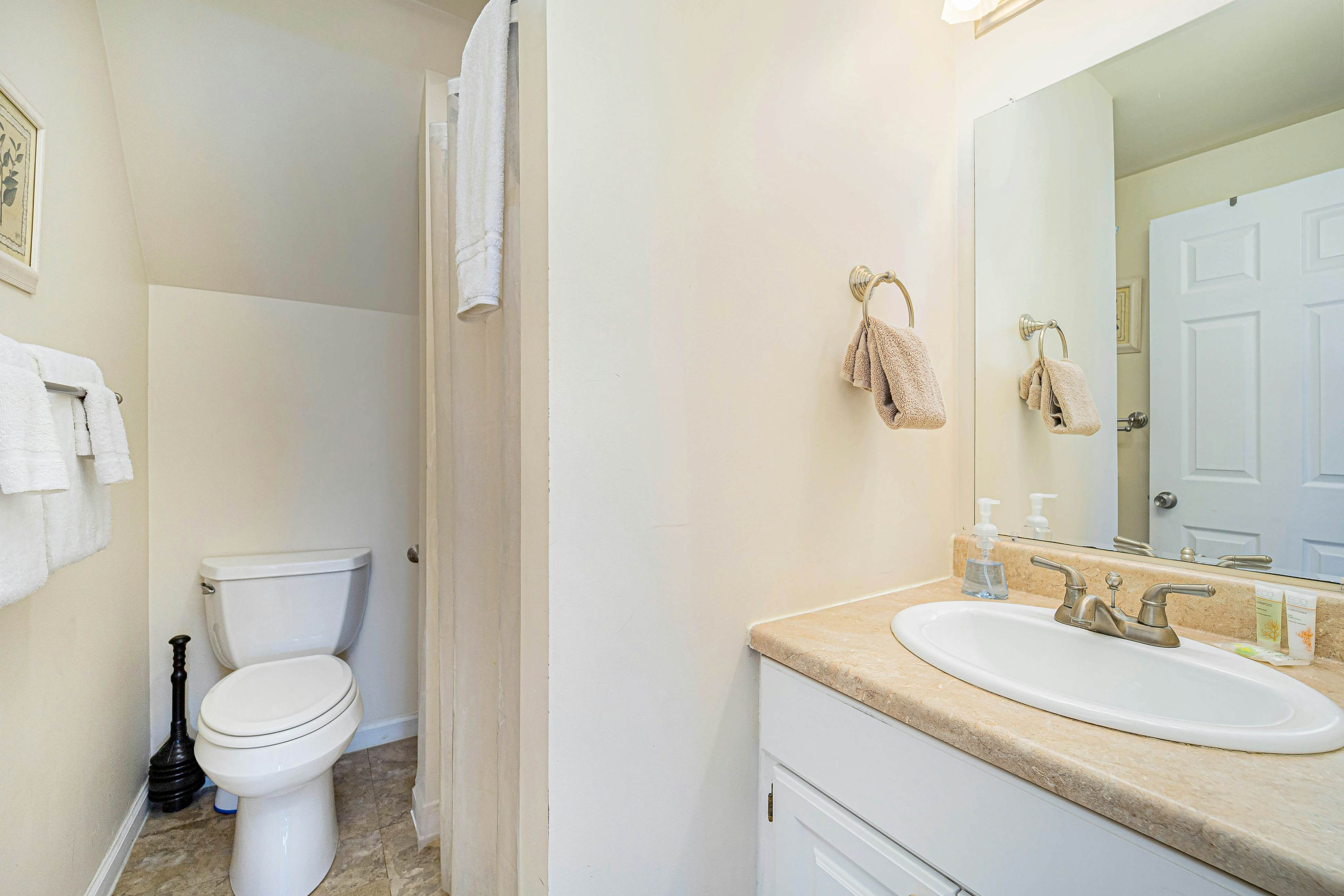 Summerside Dreams 5 BD Alanson, MI Vacation Rental Vacasa