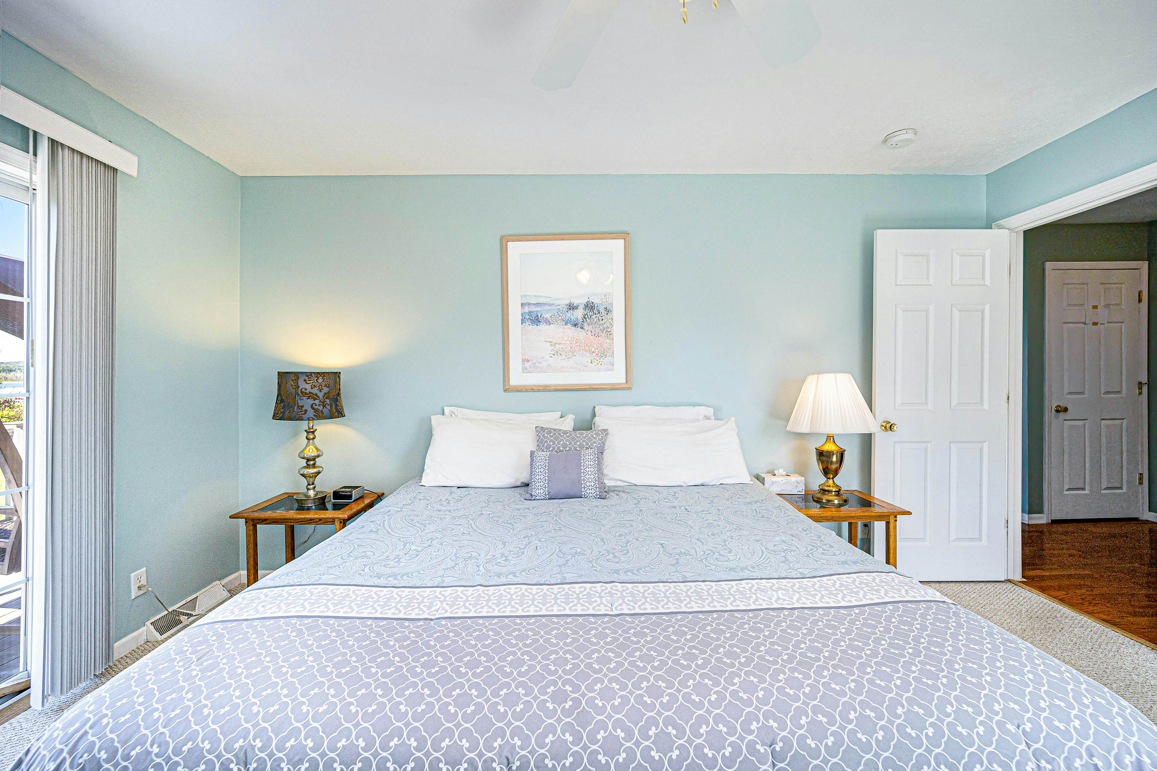 Summerside Dreams 5 BD Alanson, MI Vacation Rental Vacasa