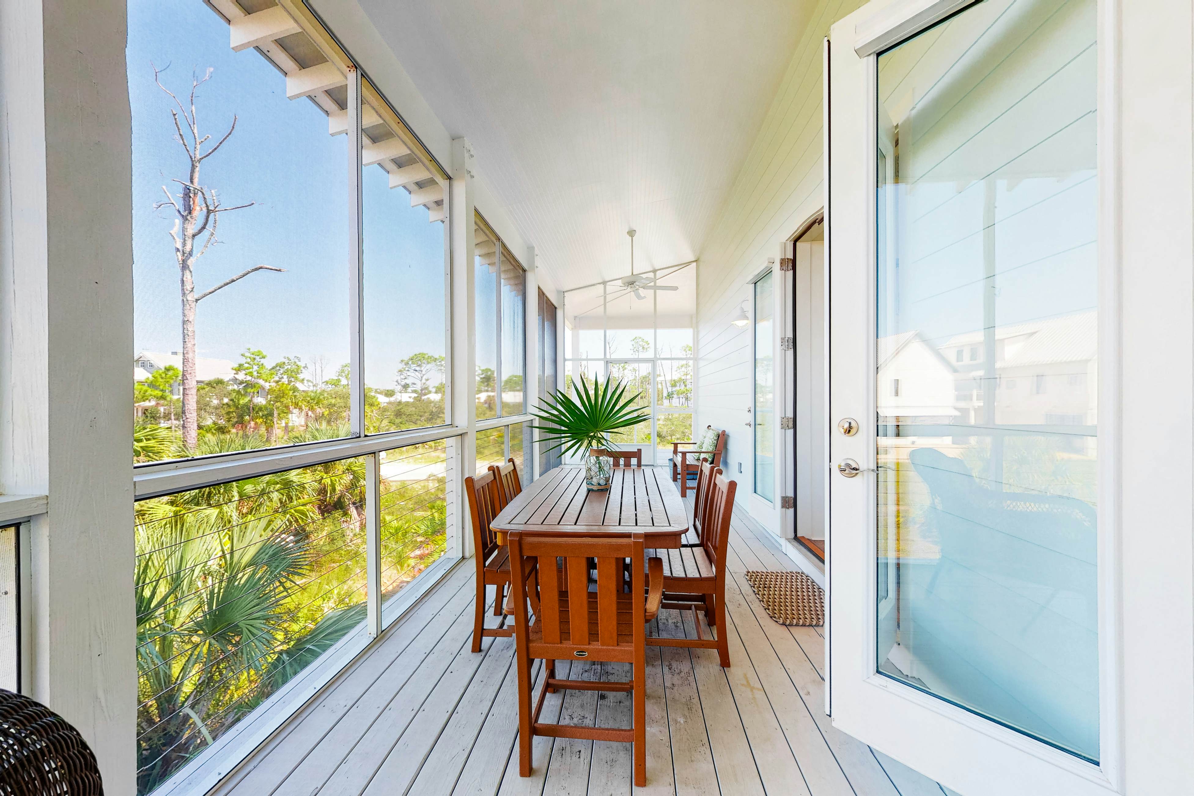 Windmark - Sunset by the Bay