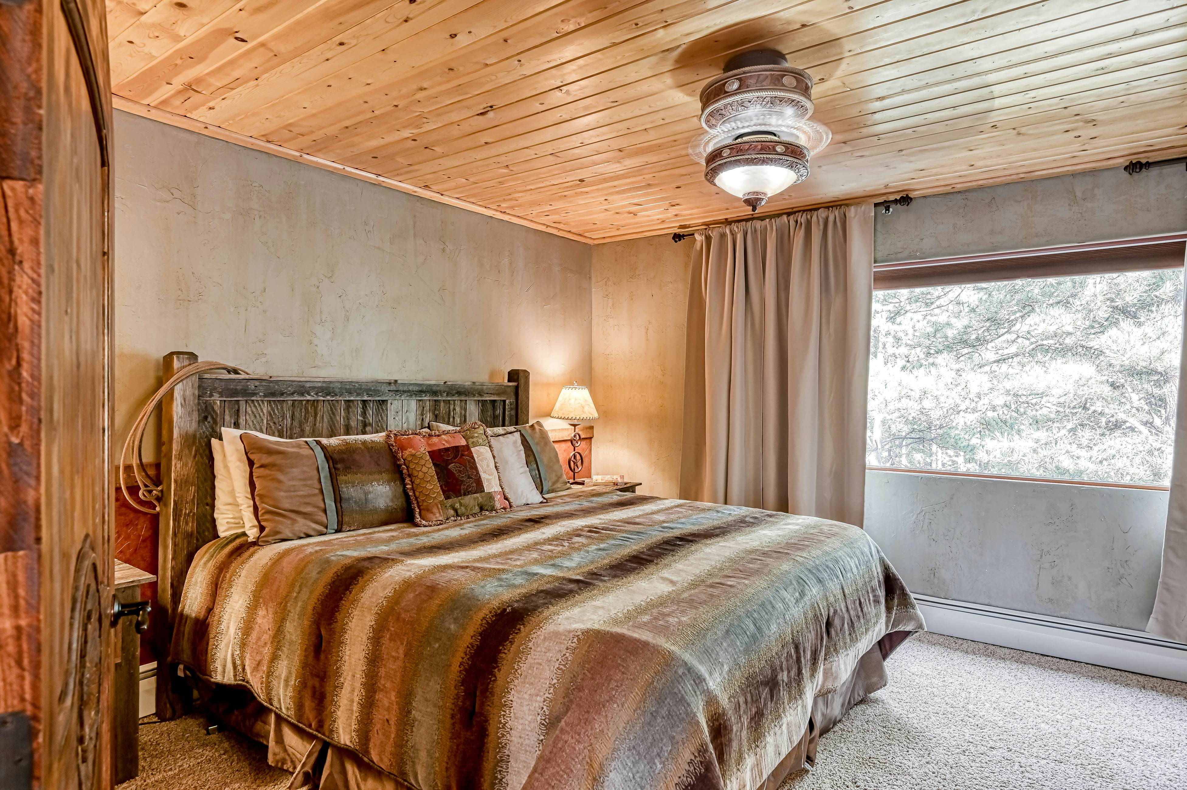 Casa Grande - the Palace in the Pines