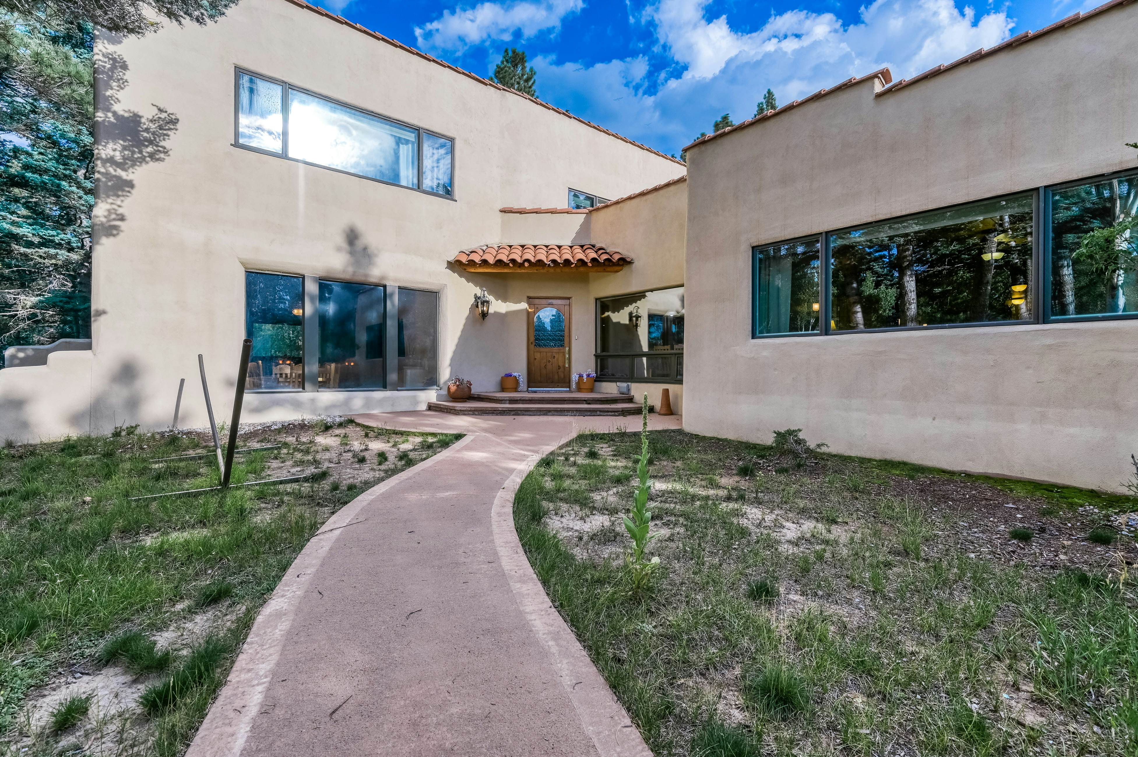 Casa Grande - the Palace in the Pines