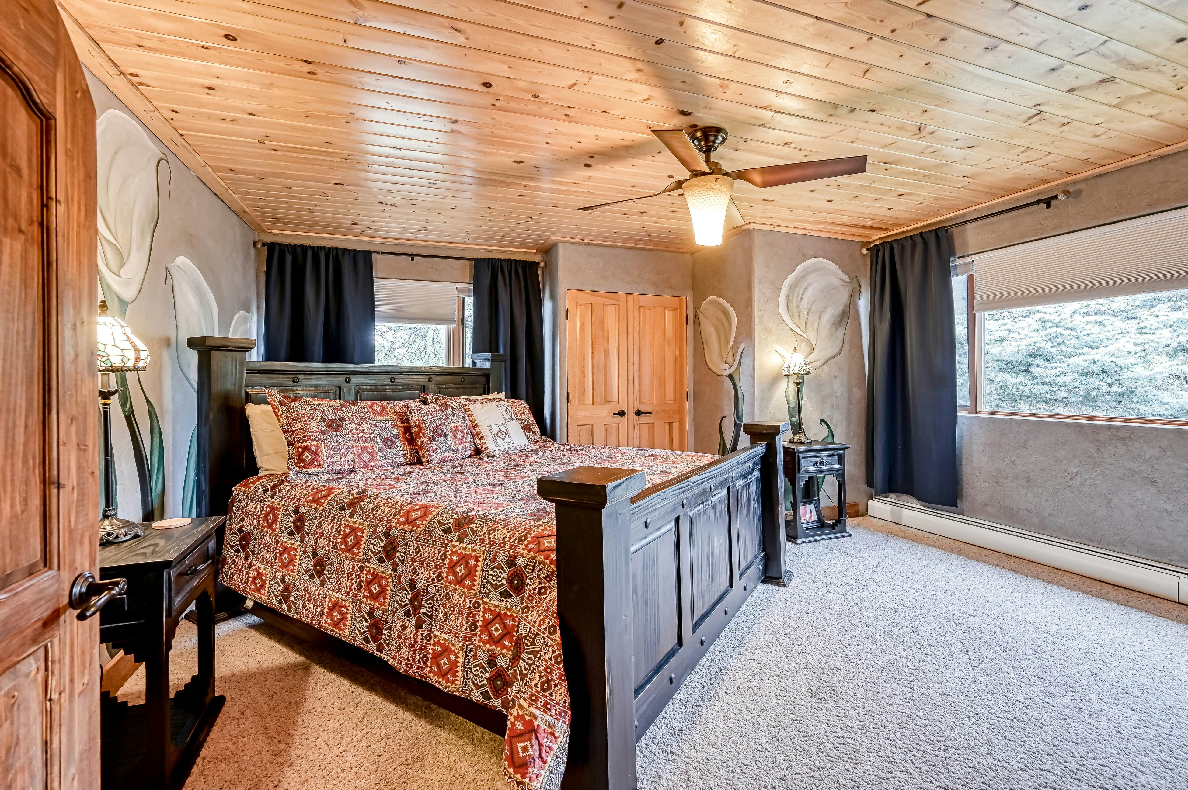 Casa Grande - the Palace in the Pines