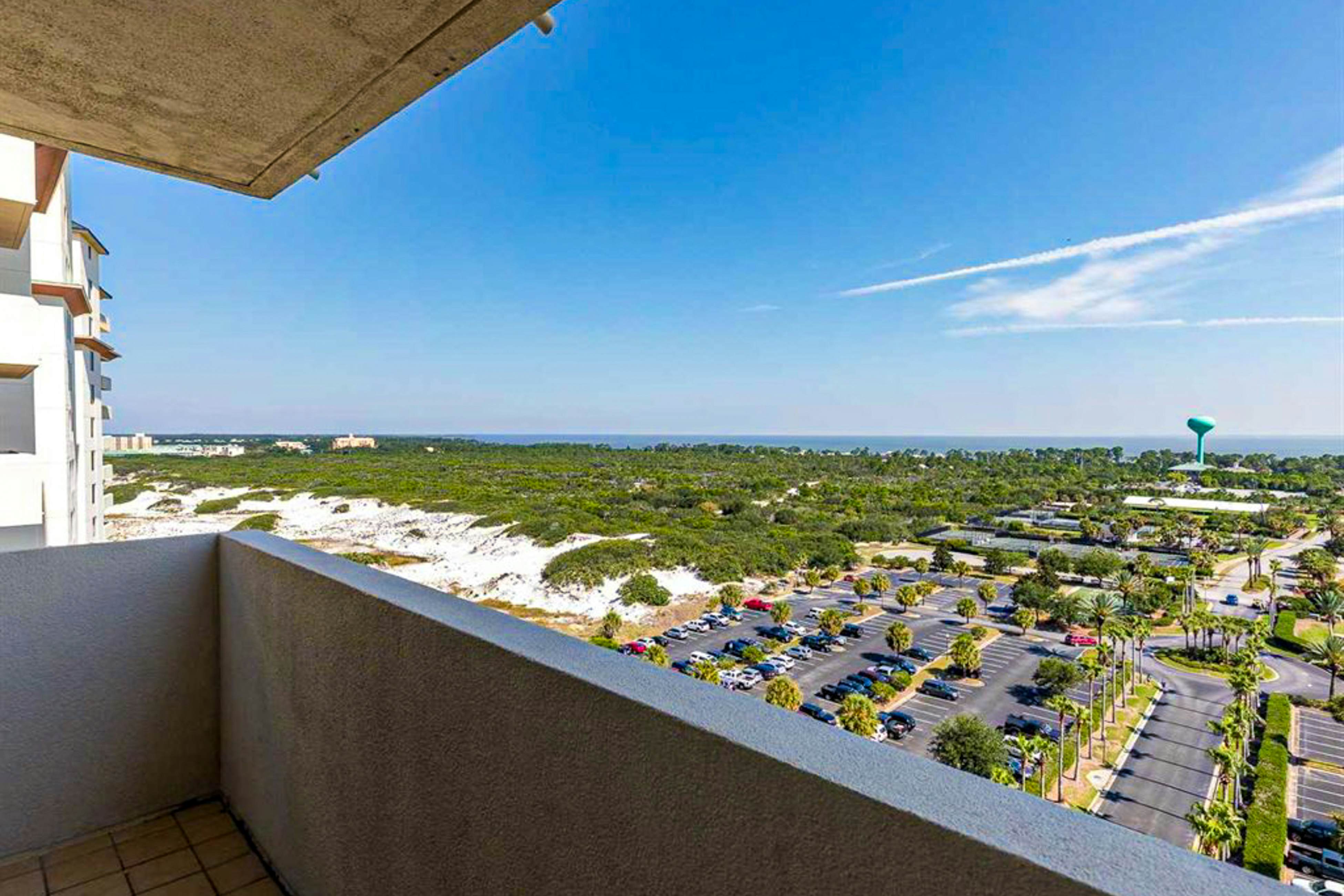 The Beach Club 1210C