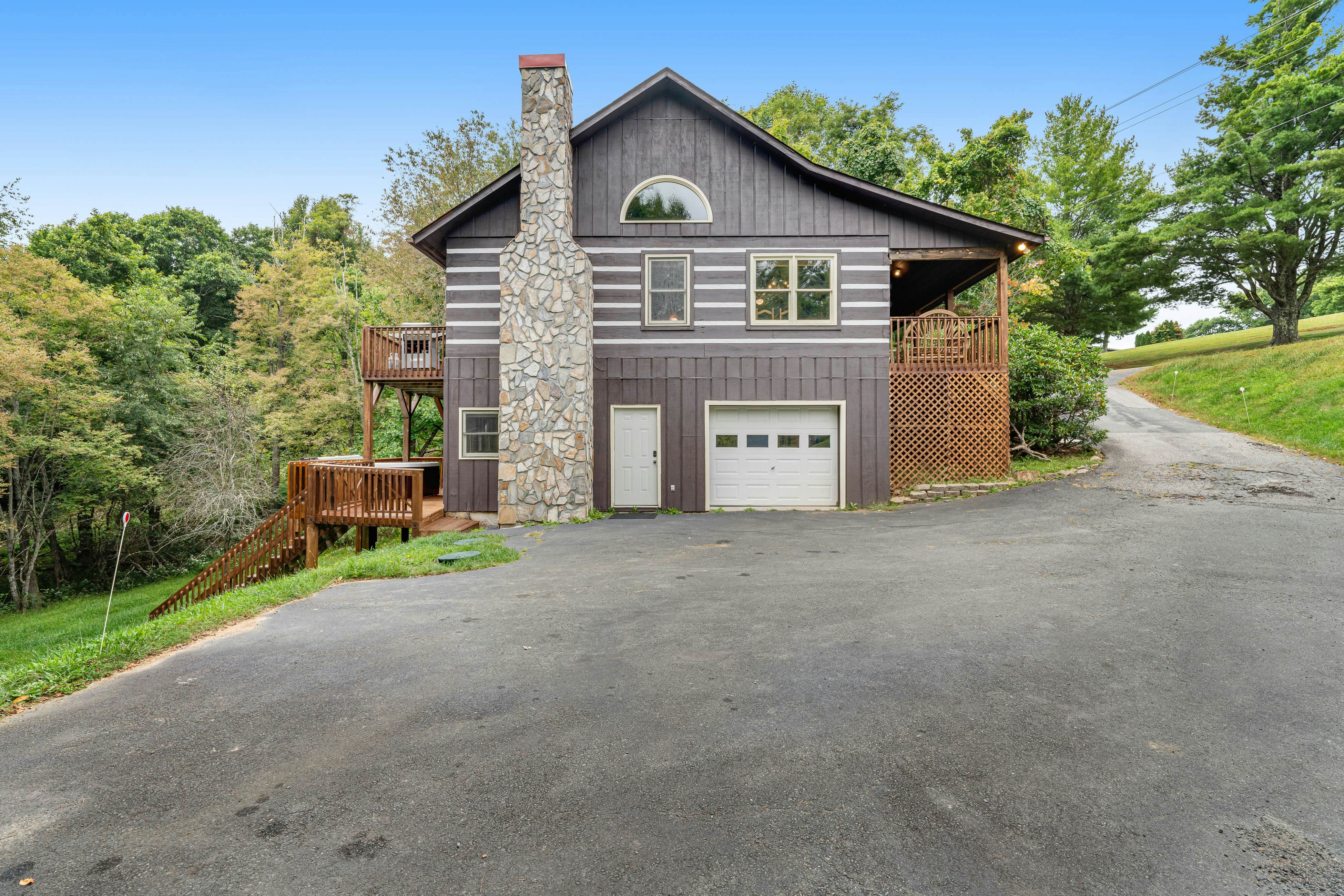 Top o' Snaggy Cabin 4 BD Boone, NC Vacation Rental Vacasa