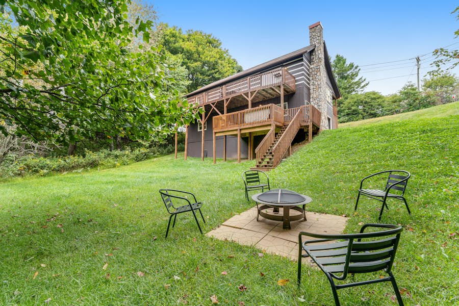 Top o' Snaggy Cabin 4 BD Boone, NC Vacation Rental Vacasa