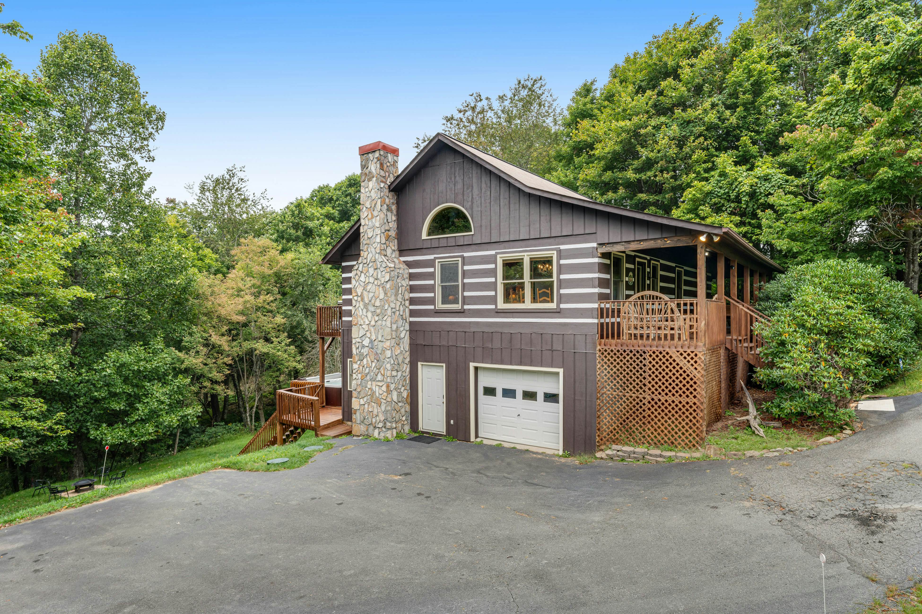 Top o' Snaggy Cabin 4 BD Boone, NC Vacation Rental Vacasa