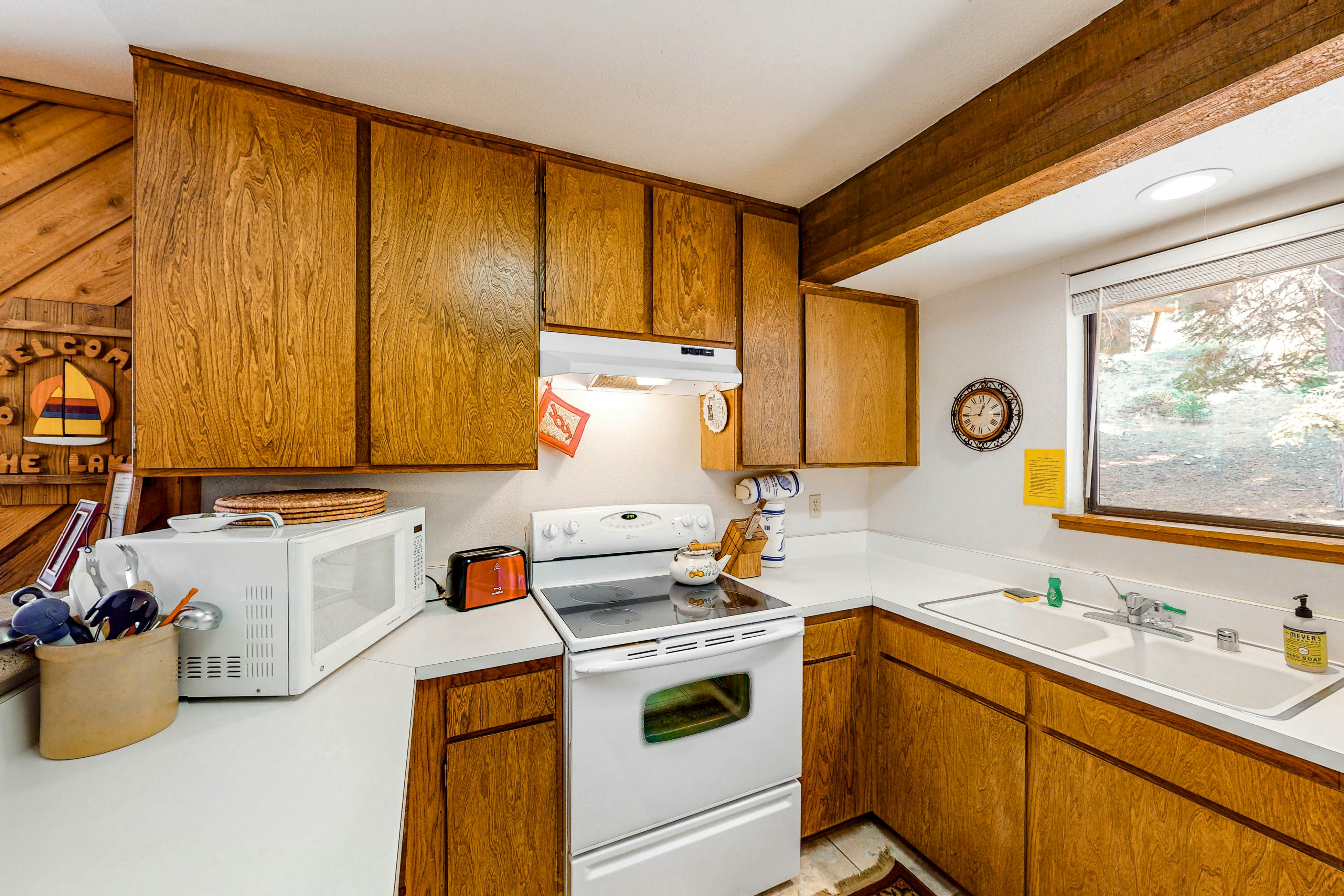 Huntington Lake Condo 92