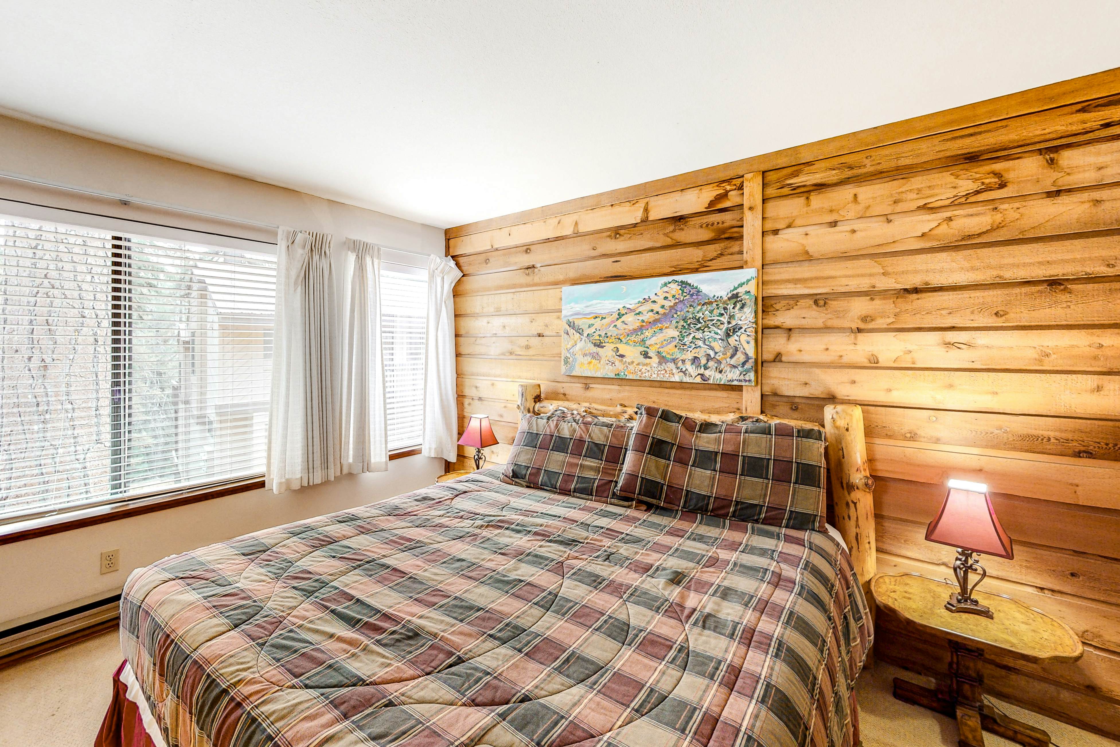 Huntington Lake Condo 92