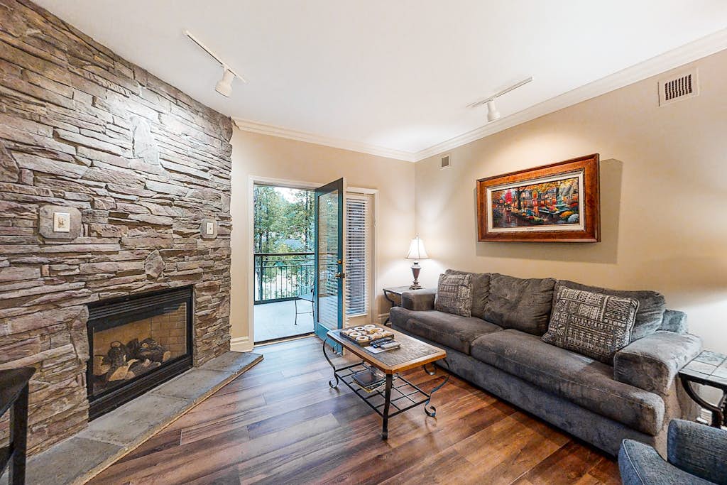 Inviting Downtown Condo, Sleep 8, Fireplace, Balcony — Gatlinburg, TN — vacation rental