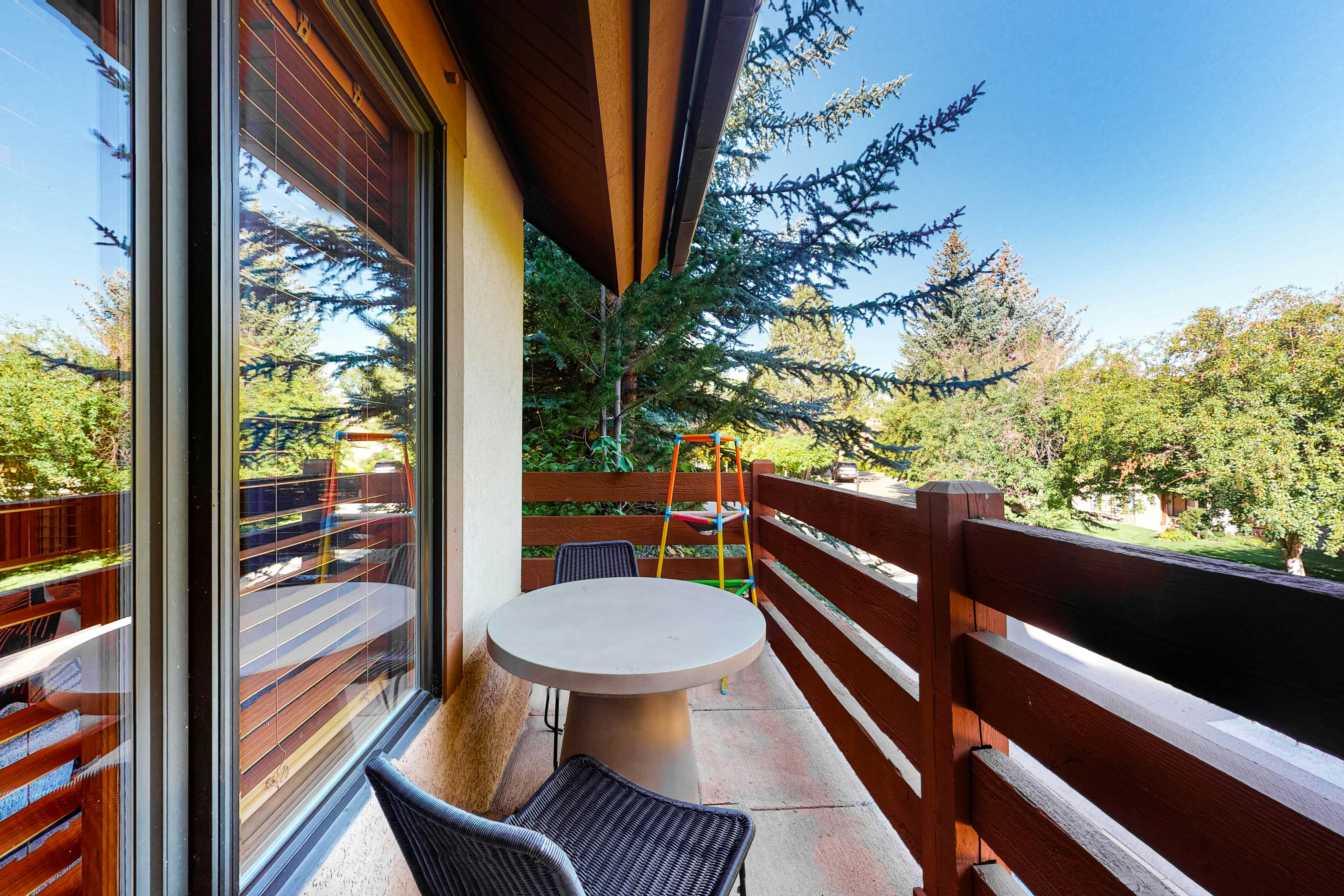 hidden image preload