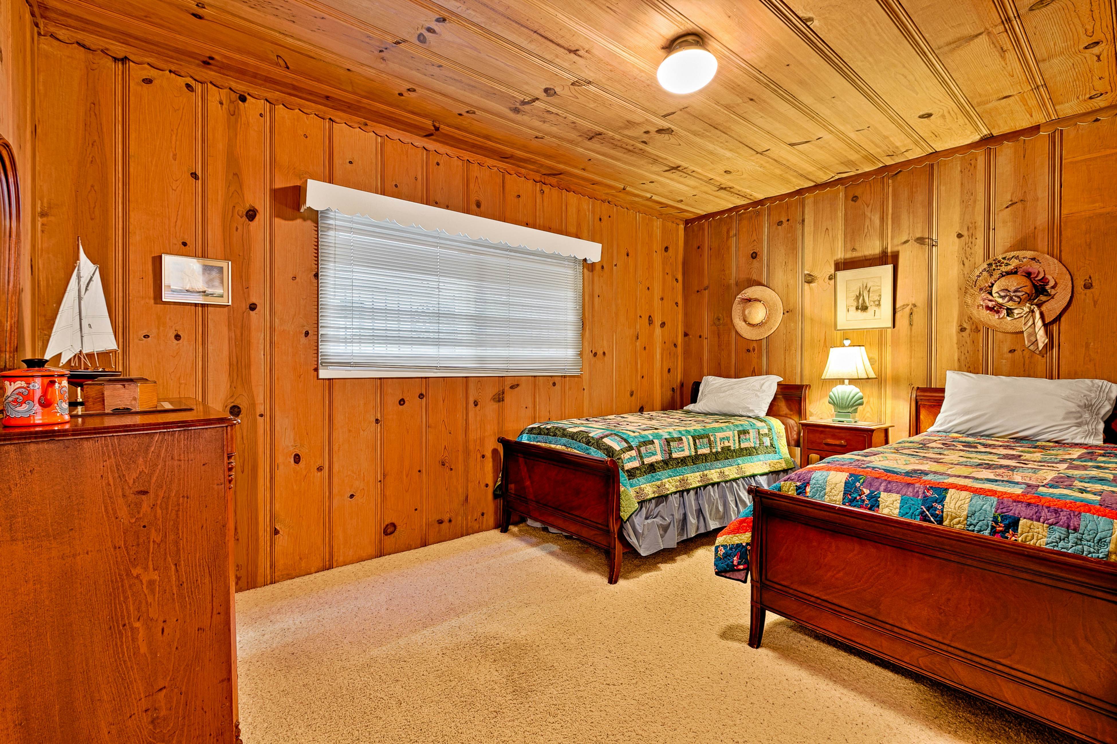 Coral Beach House 4 BD Newport Beach, CA Vacation Rental Vacasa