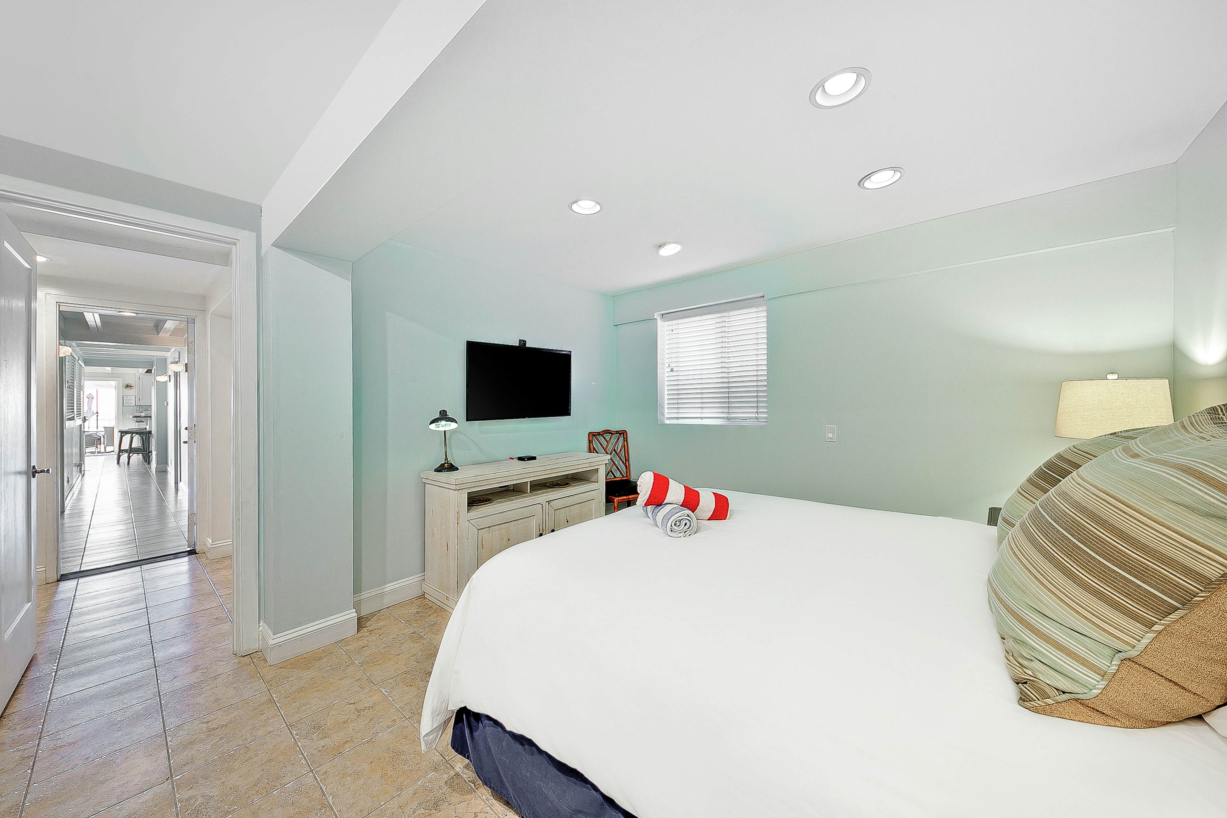 Tommy Bahama Beach Rd I